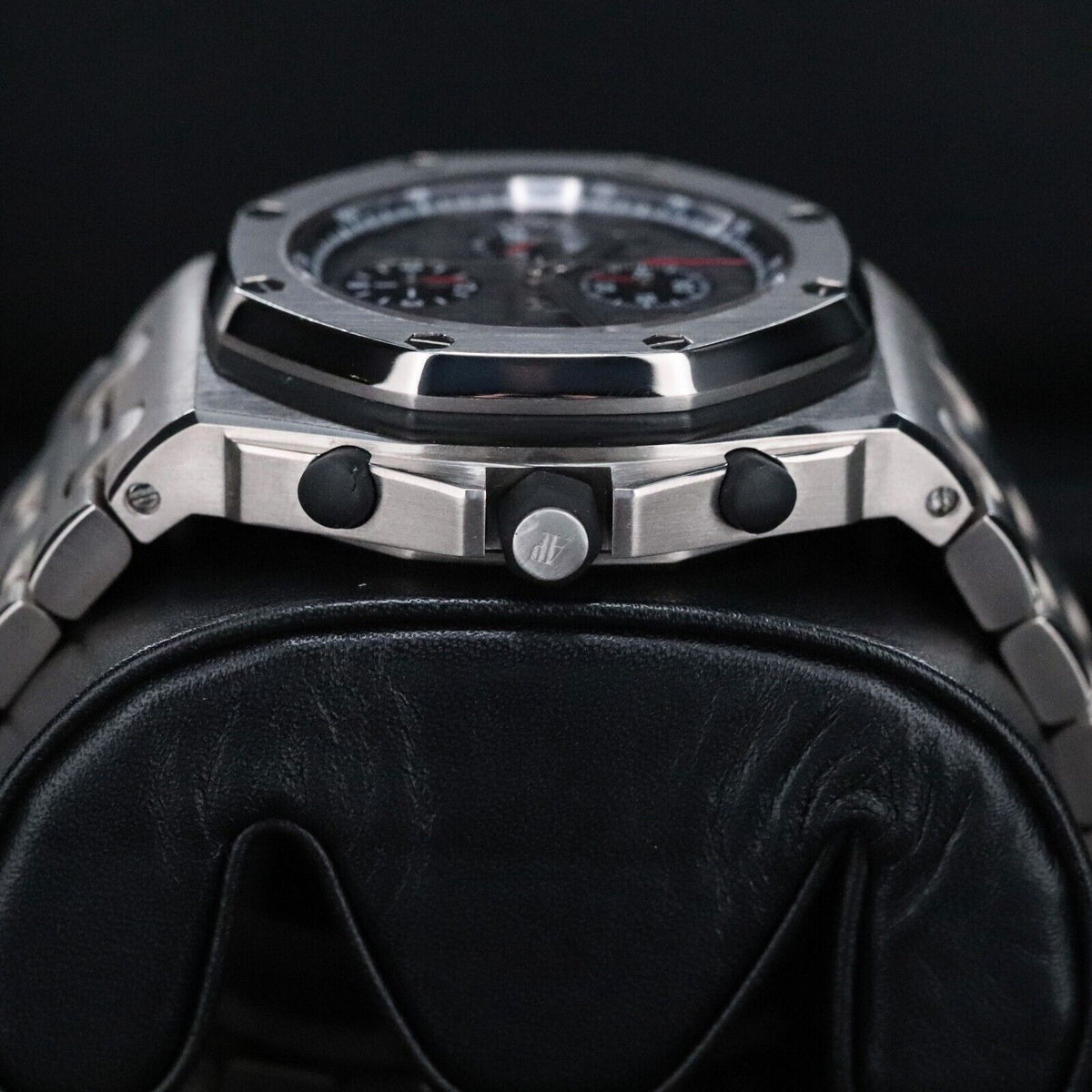 Audemars Piguet Royal Oak Offshore 42mm Titanium Bracelet Chrono - 26170TI.OO.1000TI.01