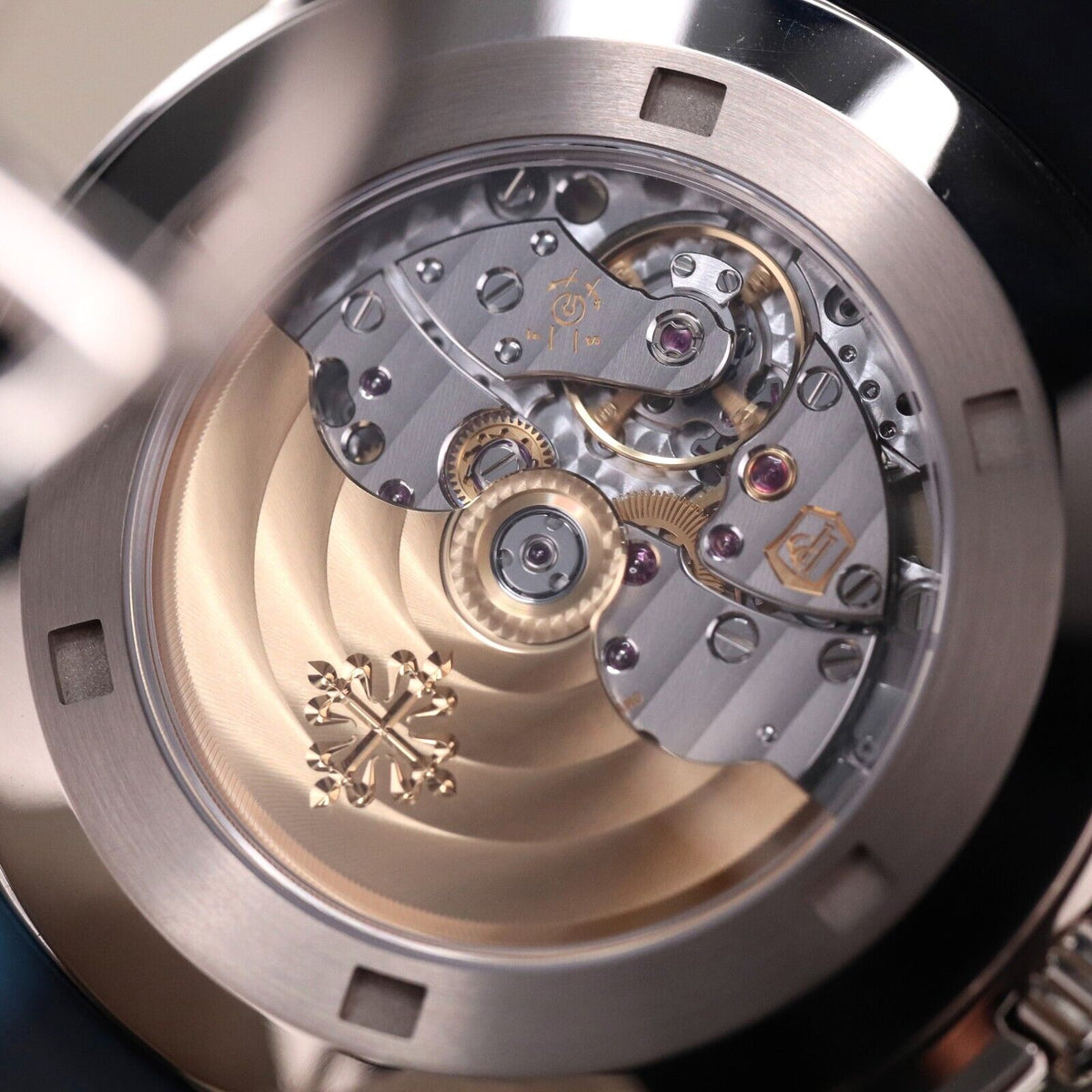 Patek Philippe Aquanaut White Gold Blue Dial Blue Rubber Strap 42mm - 5168G-001 5168G