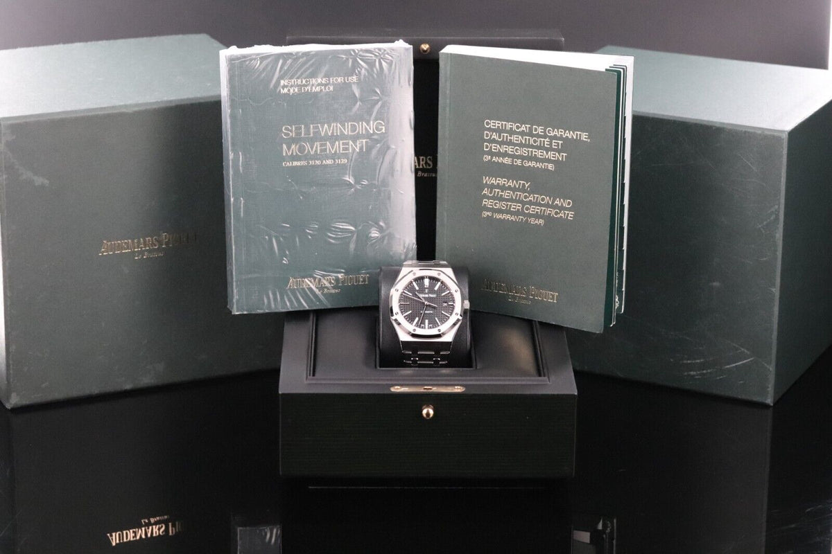 Audemars Piguet Royal Oak 41mm Steel Case Black Dial Steel Bracelet Automatic Date 15400ST.OO.1220ST.01