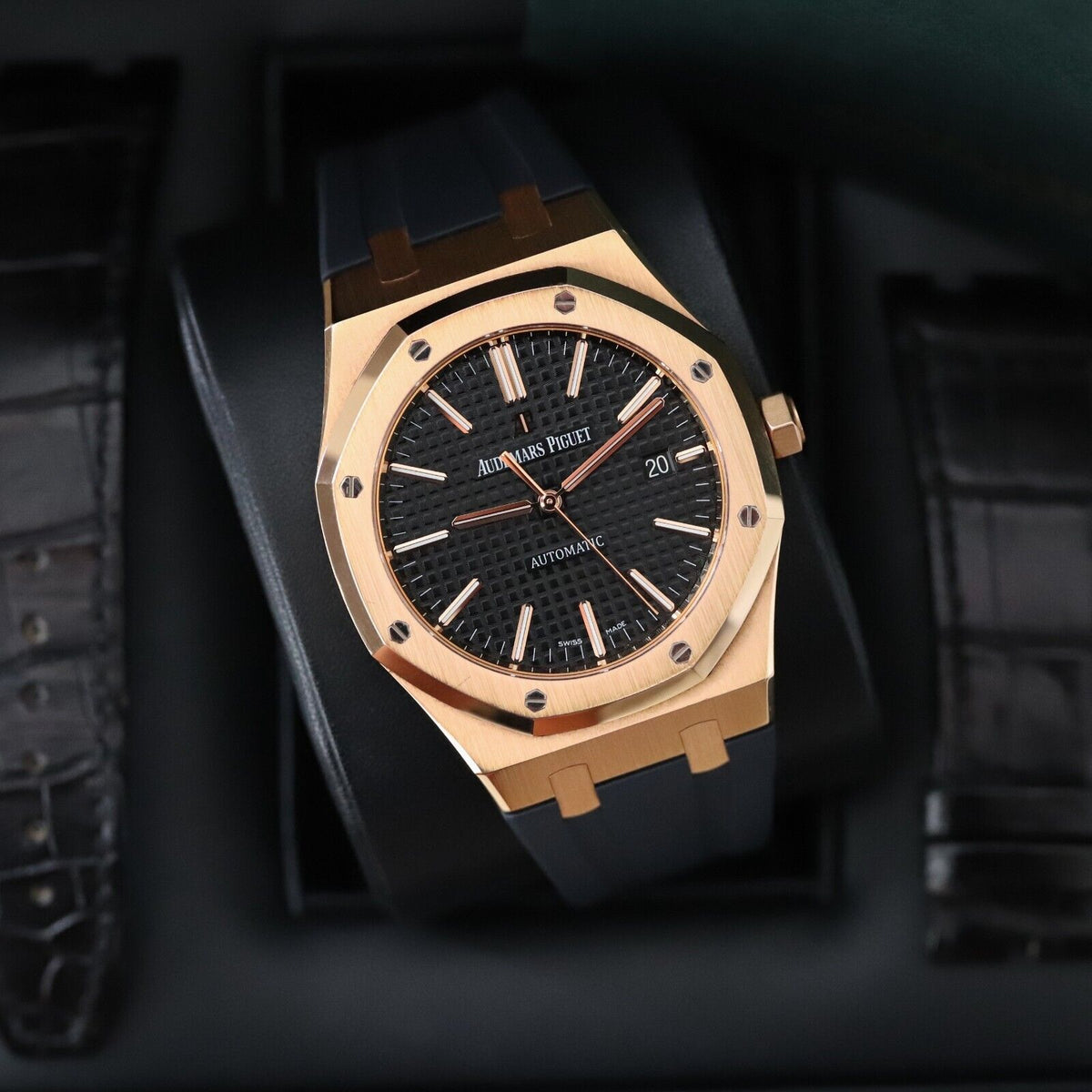 Audemars Piguet Royal Oak Automatic 41mm Rose Gold Black Dial 15400OR.OO.D002CR.01 Mint