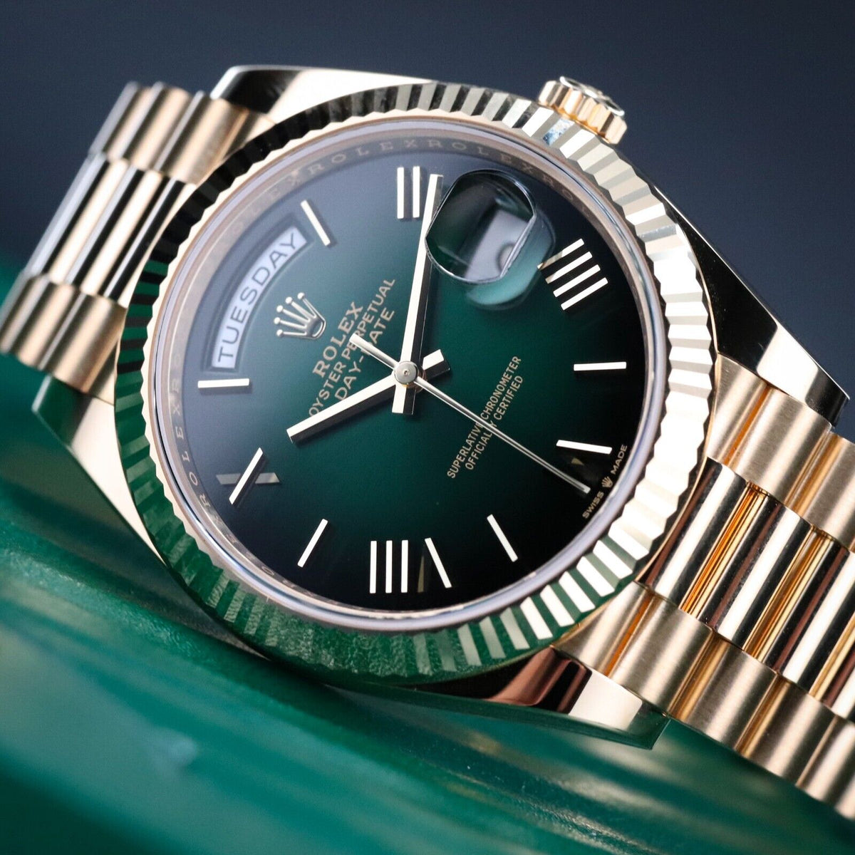 Rolex Day-Date Green Ombre Dial 40mmYellow Gold President 228238