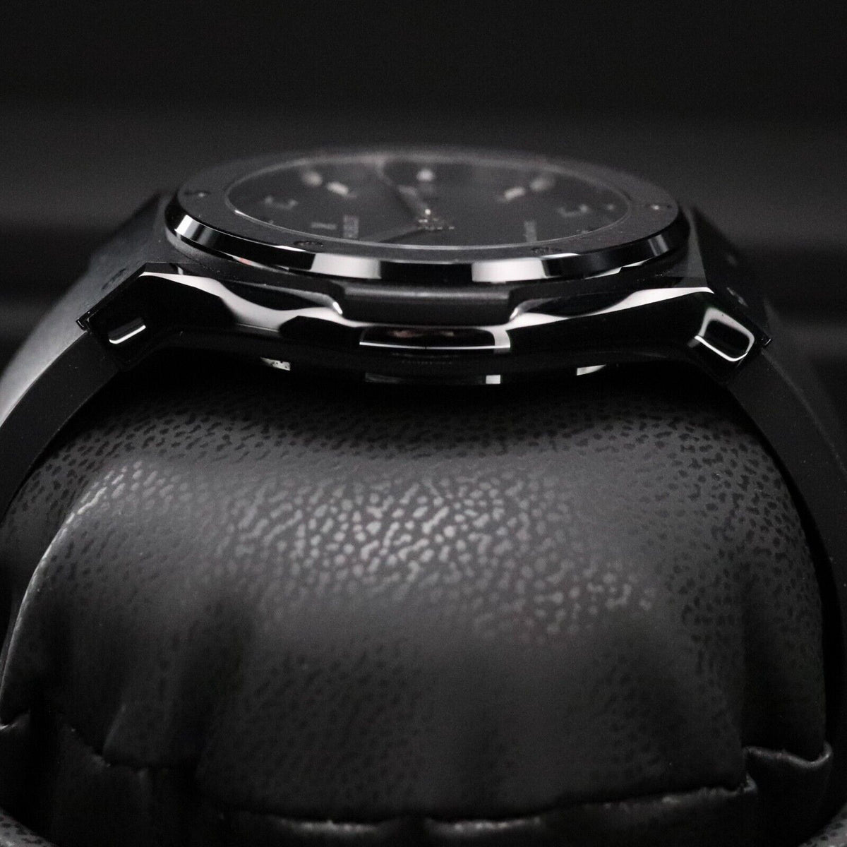 Hublot Classic Fusion 42mm Black Magic Ceramic Rubber 542.CM.1171.RX