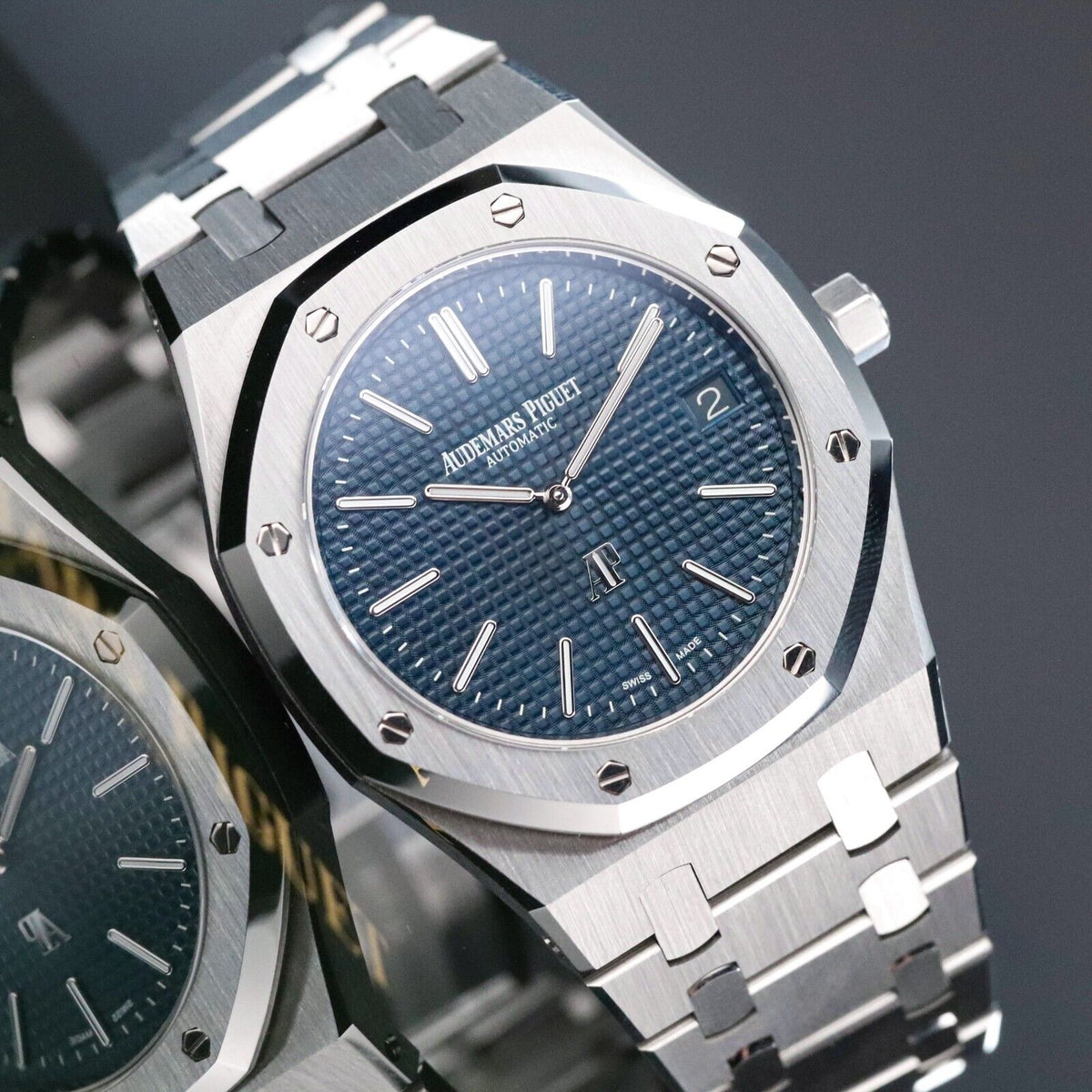 Audemars Piguet Royal Oak “Jumbo” Extra Thin 39mm Blue Dial 15202ST.OO.1240ST.01