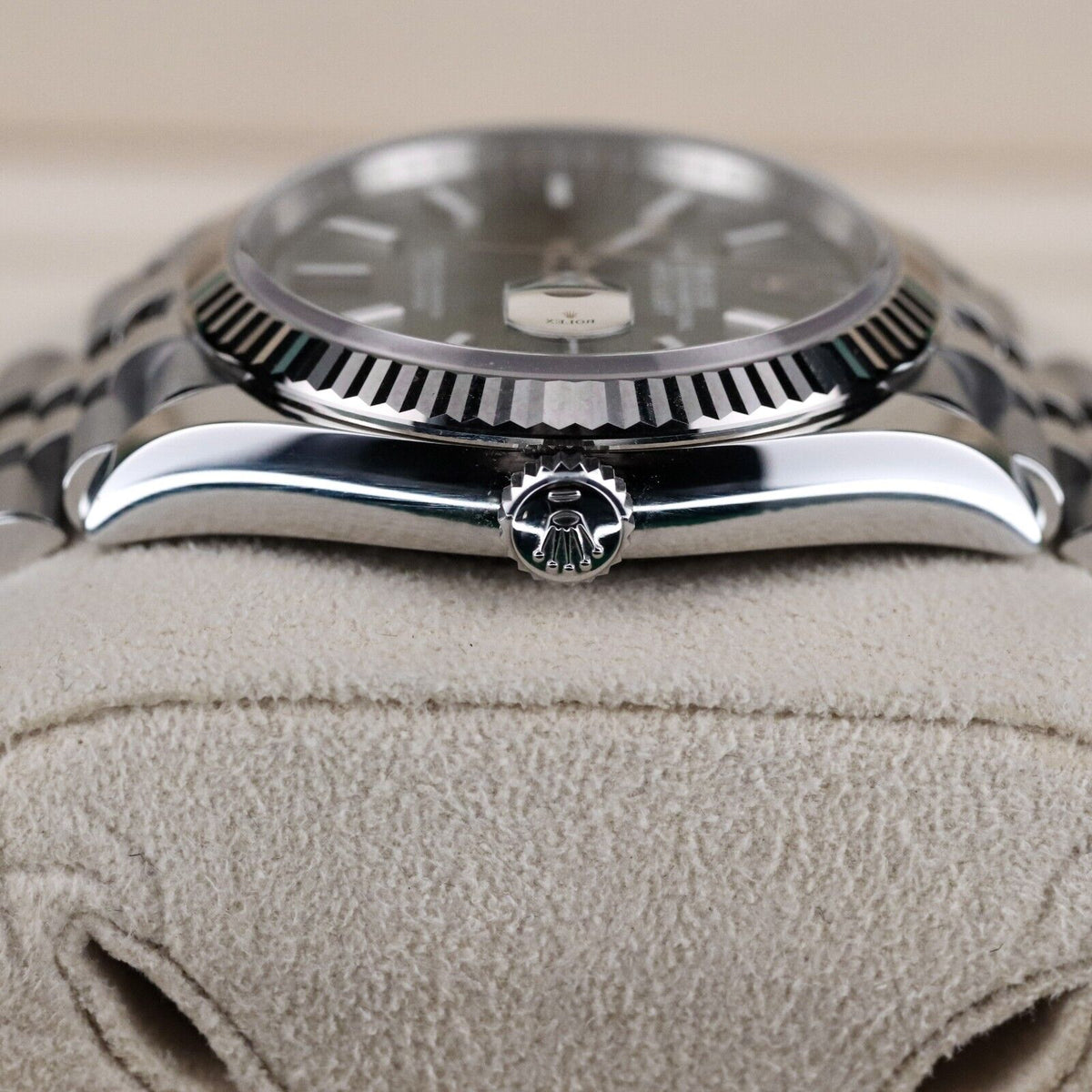 Rolex Datejust 36mm 126234 Green Mint Dial Jubilee Fluted Bezel Complete