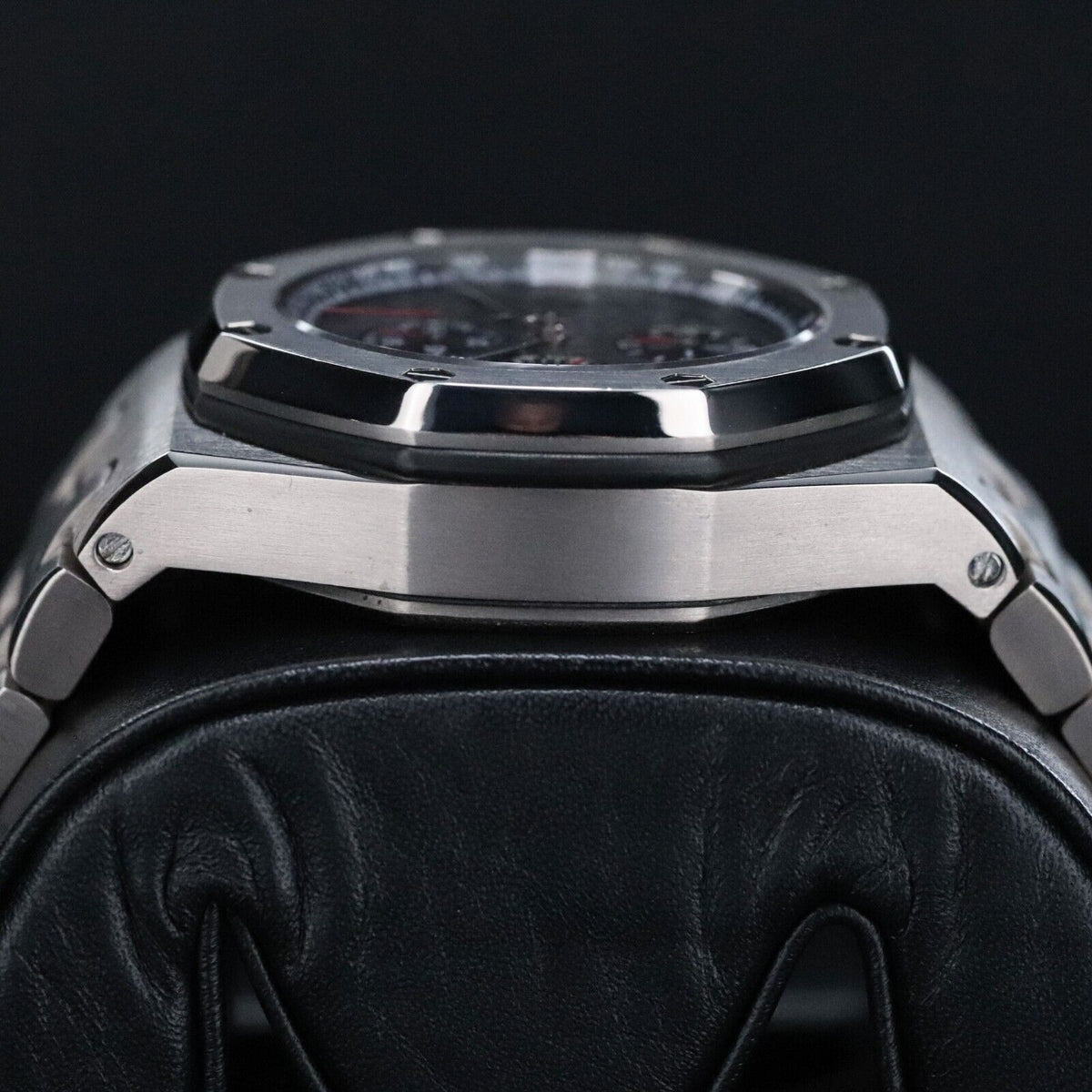 Audemars Piguet Royal Oak Offshore 42mm Titanium Bracelet Chrono - 26170TI.OO.1000TI.01