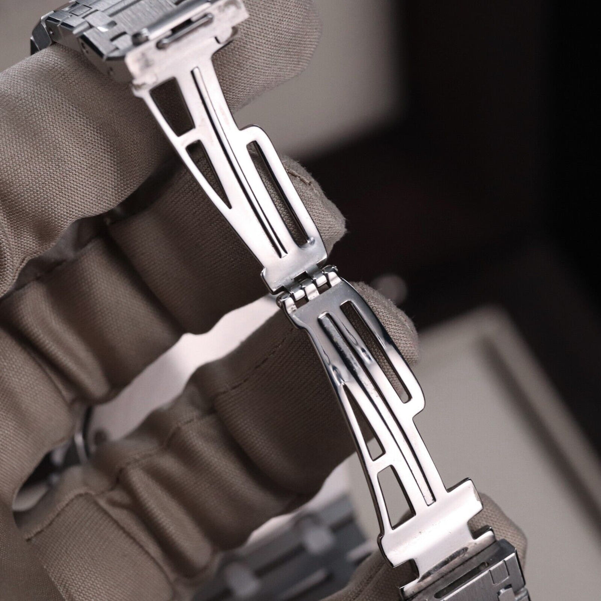 Audemars Piguet Royal Oak Chrono 39mm Blue White Dial RARE 26300ST.OO.1110ST.03 - Box & Paper