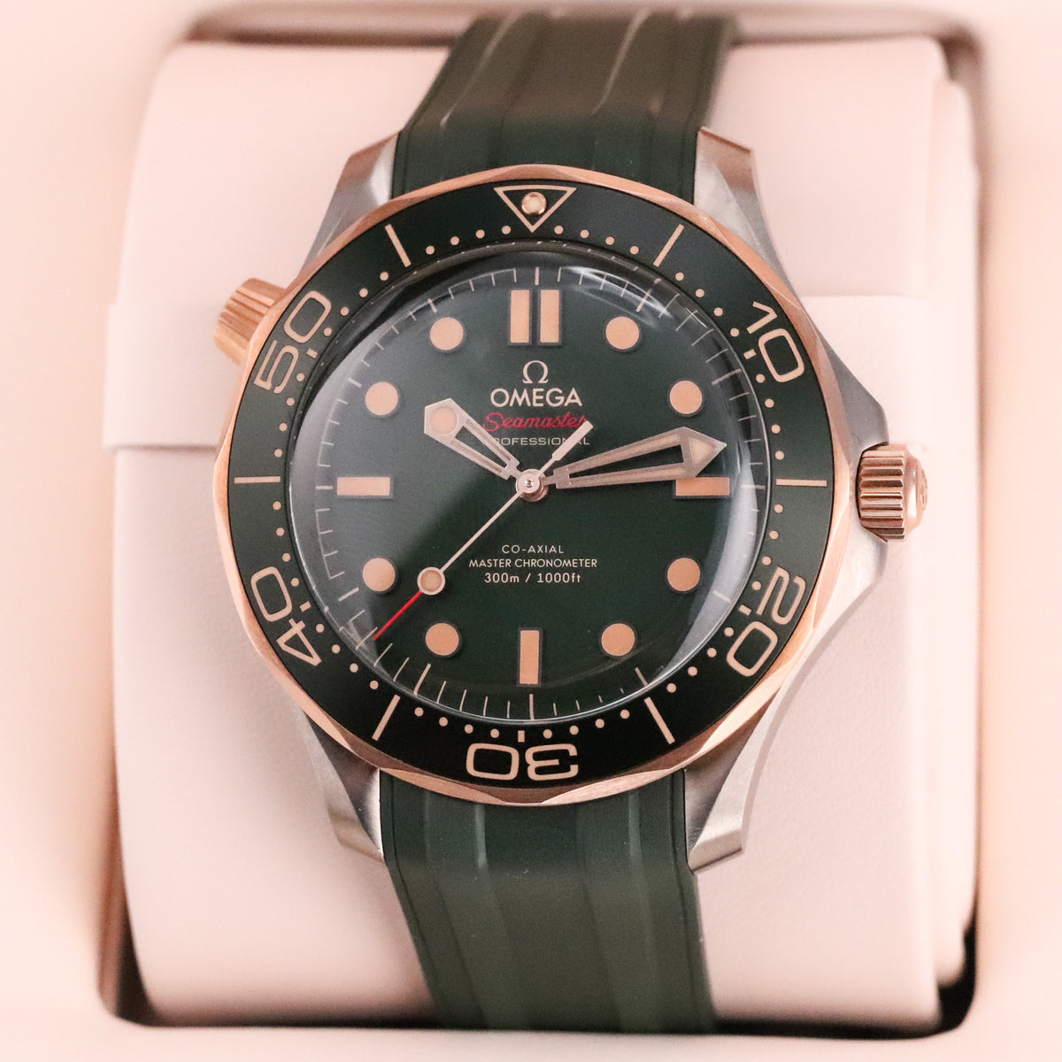 Omega Seamaster Diver 300 M Gold On Rubber 42mm 2025 "Green Bond" Dial Titanium Bronze 210.92.42.20.10.001