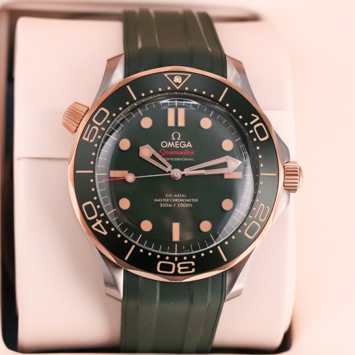 Omega Seamaster Diver 300 M Gold On Rubber 42mm 2025 "Green Bond" Dial Titanium Bronze 210.92.42.20.10.001