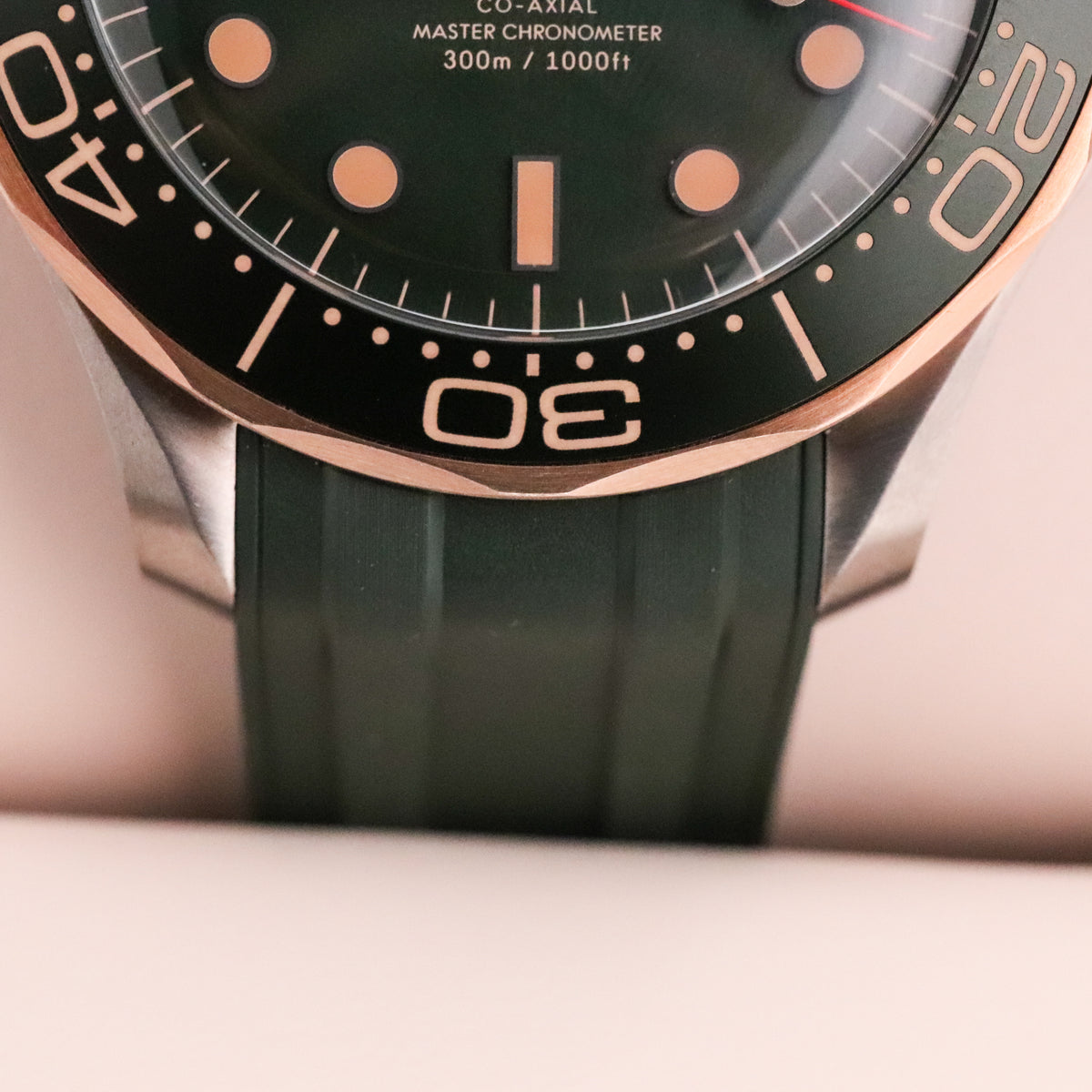 Omega Seamaster Diver 300 M Gold On Rubber 42mm 2025 "Green Bond" Dial Titanium Bronze 210.92.42.20.10.001