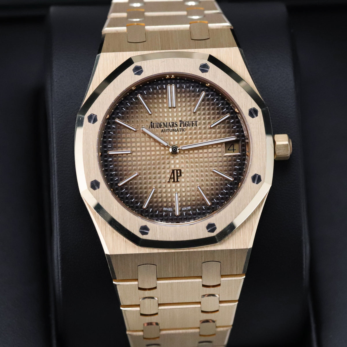 Audemars Piguet Royal Oak Jumbo 39mm Yellow Gold Smoked Flumed Extra Thin 16202BAOO.1240BA.02