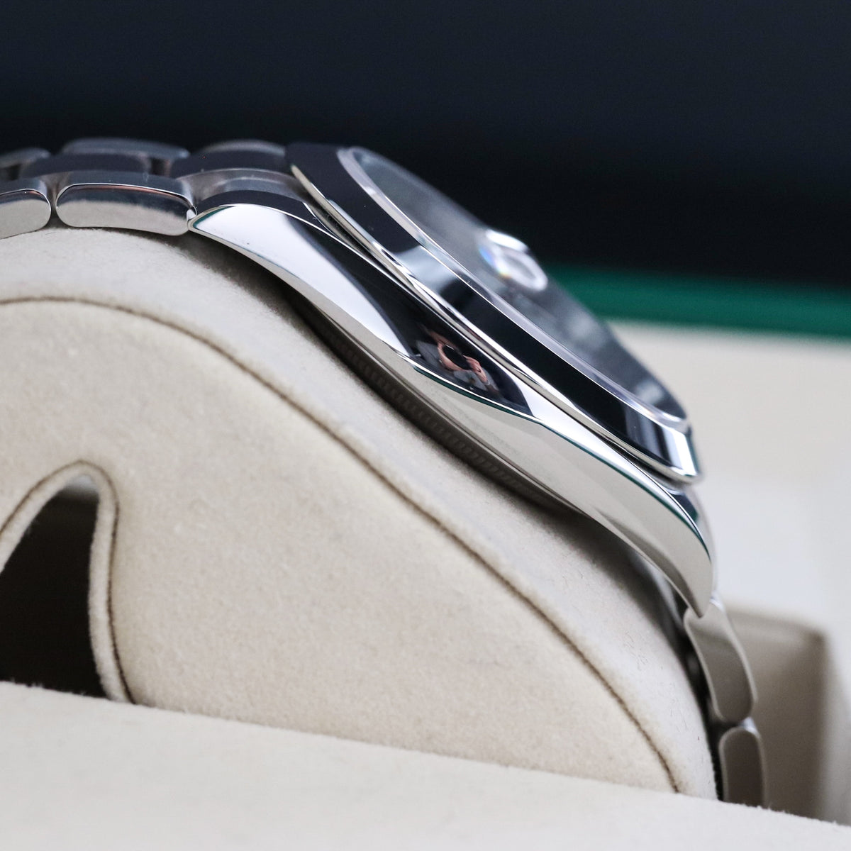 Rolex Datejust 41 White Roman Dial Smooth Bezel Lacquer Oyster Steel 126300