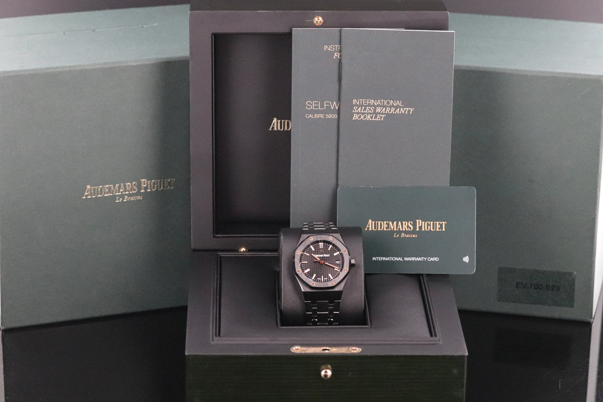 Audemars Piguet Royal Oak Selfwinding 34mm Black Ceramic Black Dial Gold Selfwinding 77350CE.OO.1266CE.01