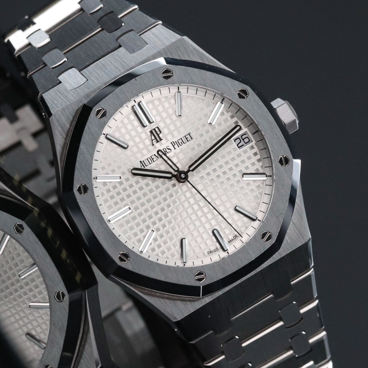 Audemars Piguet Royal Oak 41mm White Dial Automatic Stainless Steel 15500ST.OO.1220ST.04