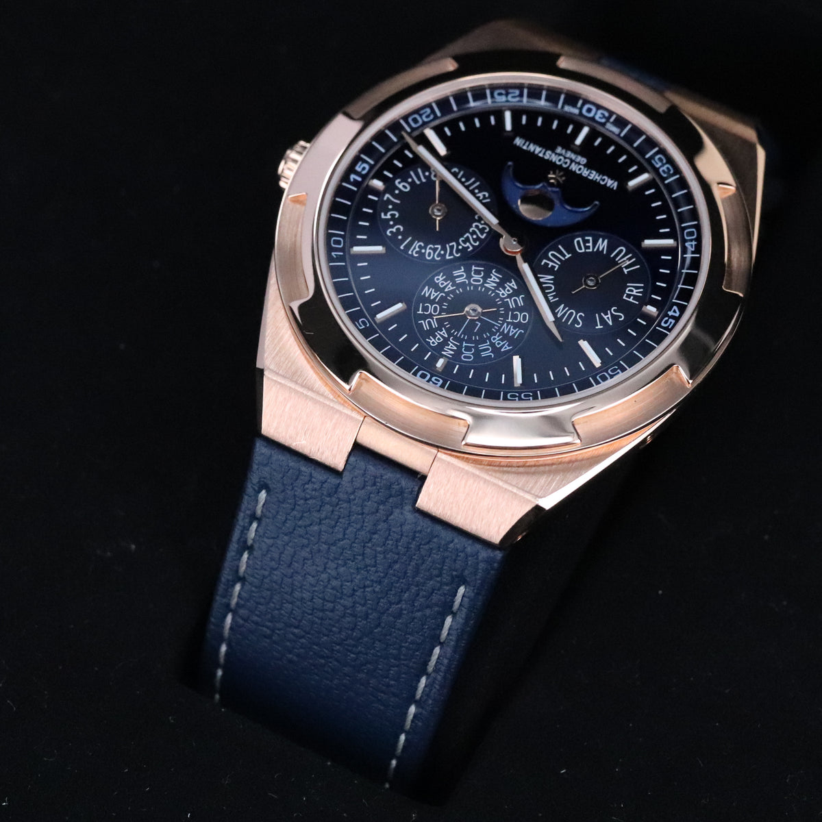 Vaceheron Constantin Overseas Perpetual Calendar Ultra Thin Complete 41mm Rose Gold Blue Dial Blue Rubber Strap 4300V/000R-B509
