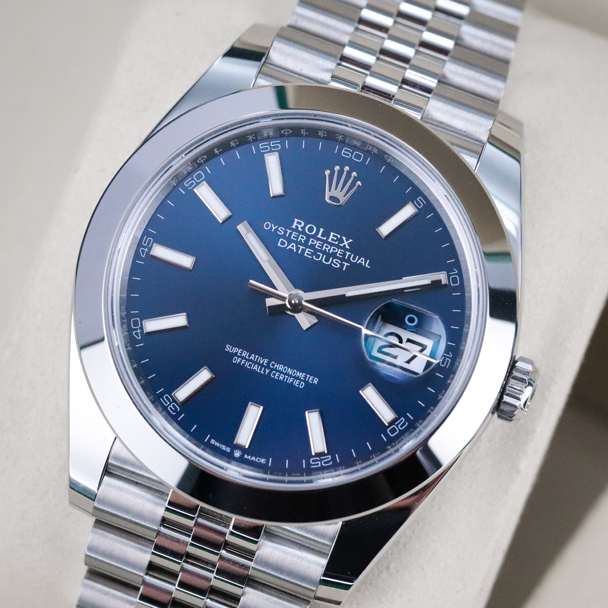 Rolex Datejust 41 2025 Complete 41mm Steel Blue Dial Smooth Bezel Jubilee Bracelet 126300