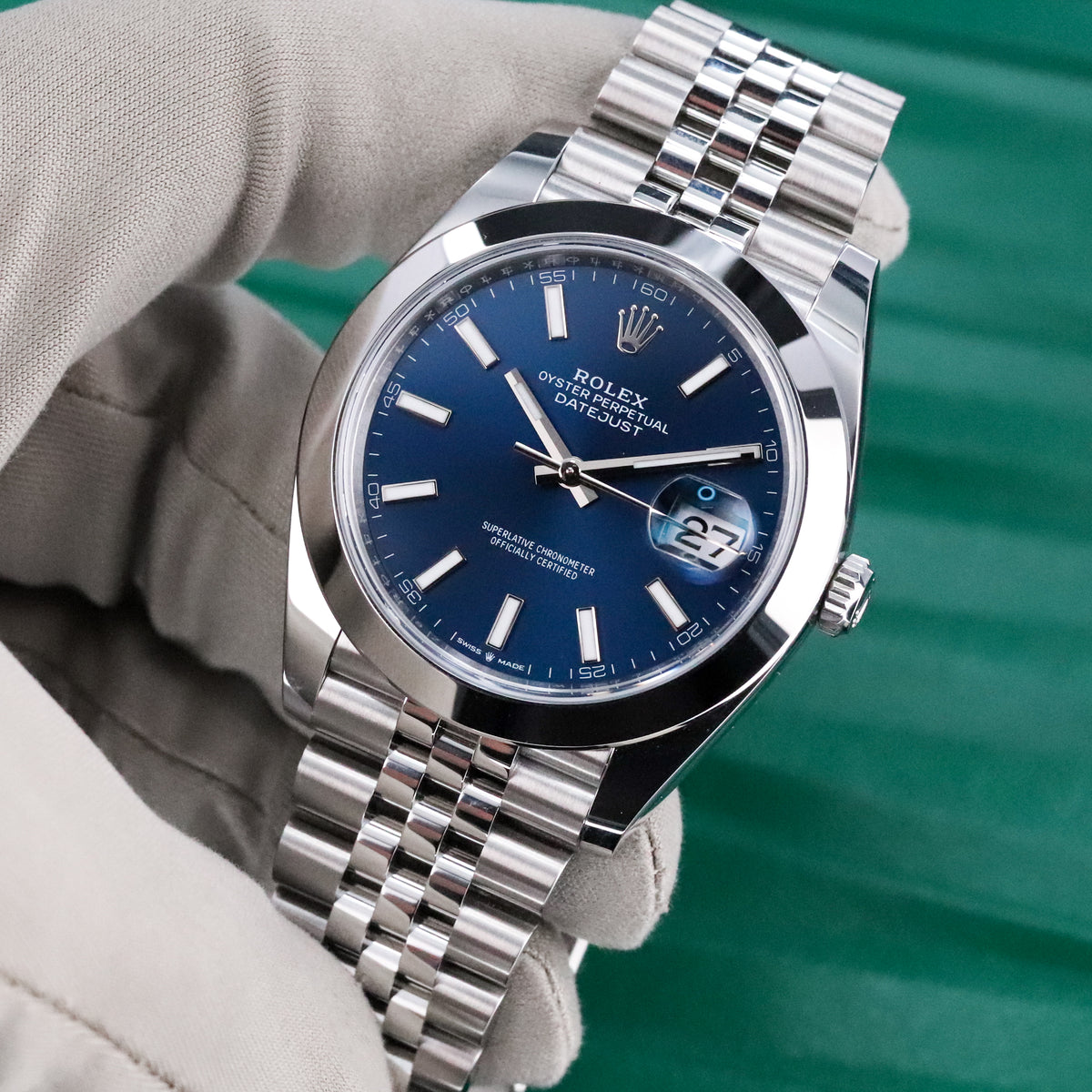 Rolex Datejust 41 2025 Complete 41mm Steel Blue Dial Smooth Bezel Jubilee Bracelet 126300