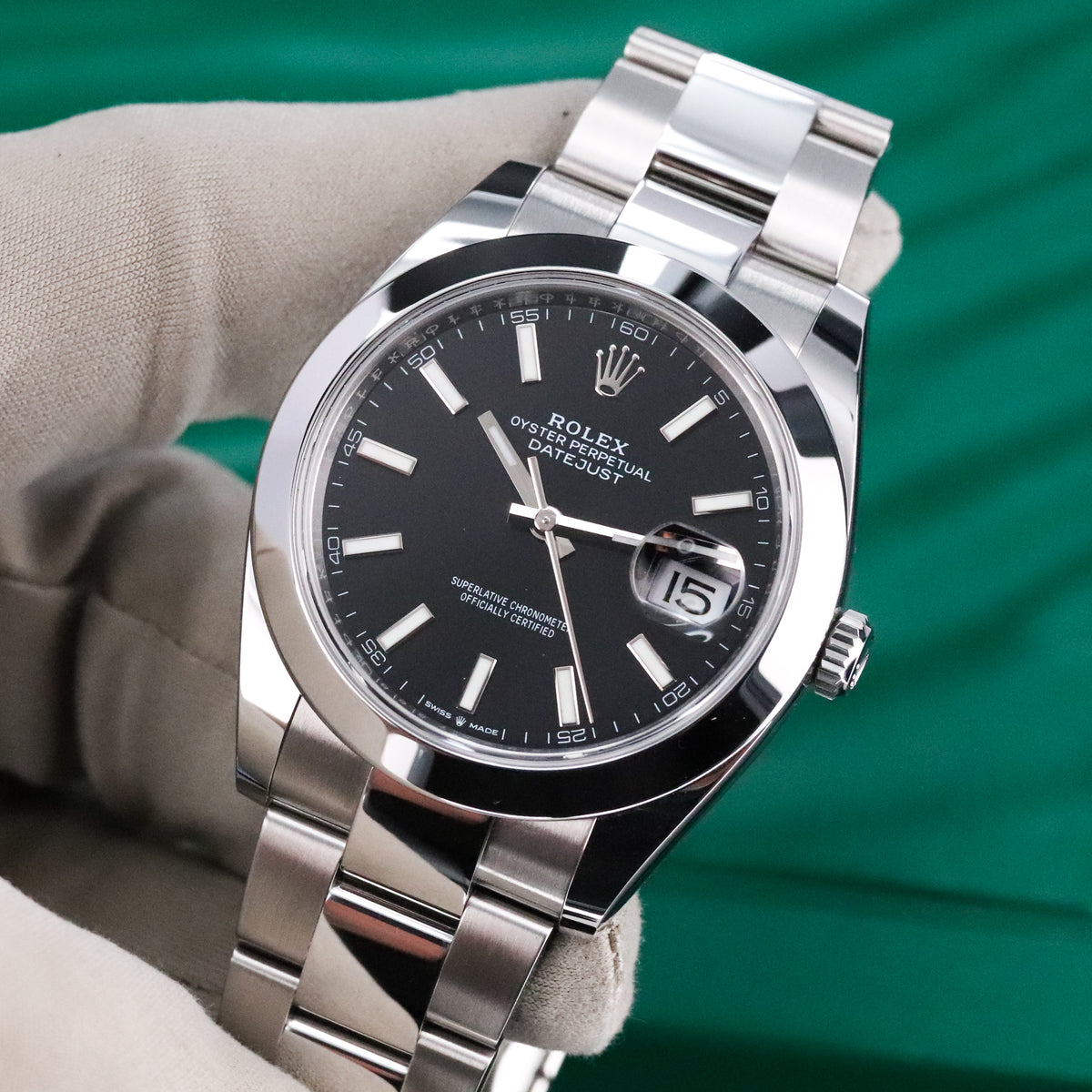 Rolex Datejust 2022 Complete 41mm Steel Black Dial Smooth Bezel Oyster Bracelet 126300
