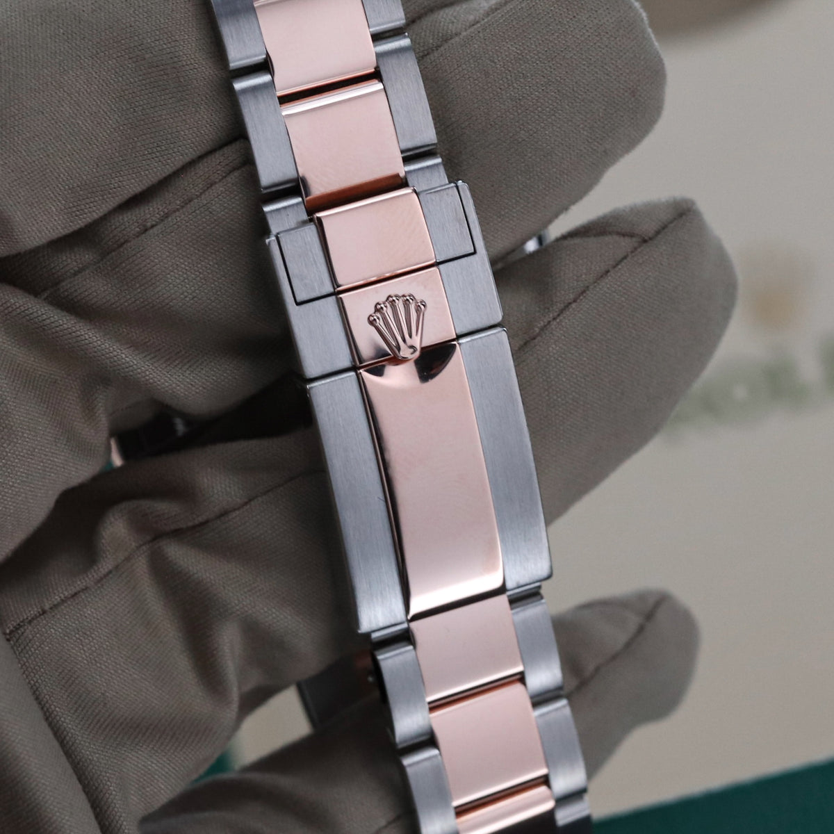 Rolex GMT Master II Rootbeer 40mm Two Tone Rose Gold Black Dial Black Brown Ceramic Bezel 12671CHNR