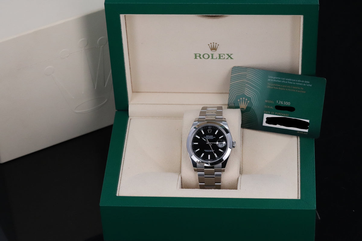 Rolex Datejust 2022 Complete 41mm Steel Black Dial Smooth Bezel Oyster Bracelet 126300