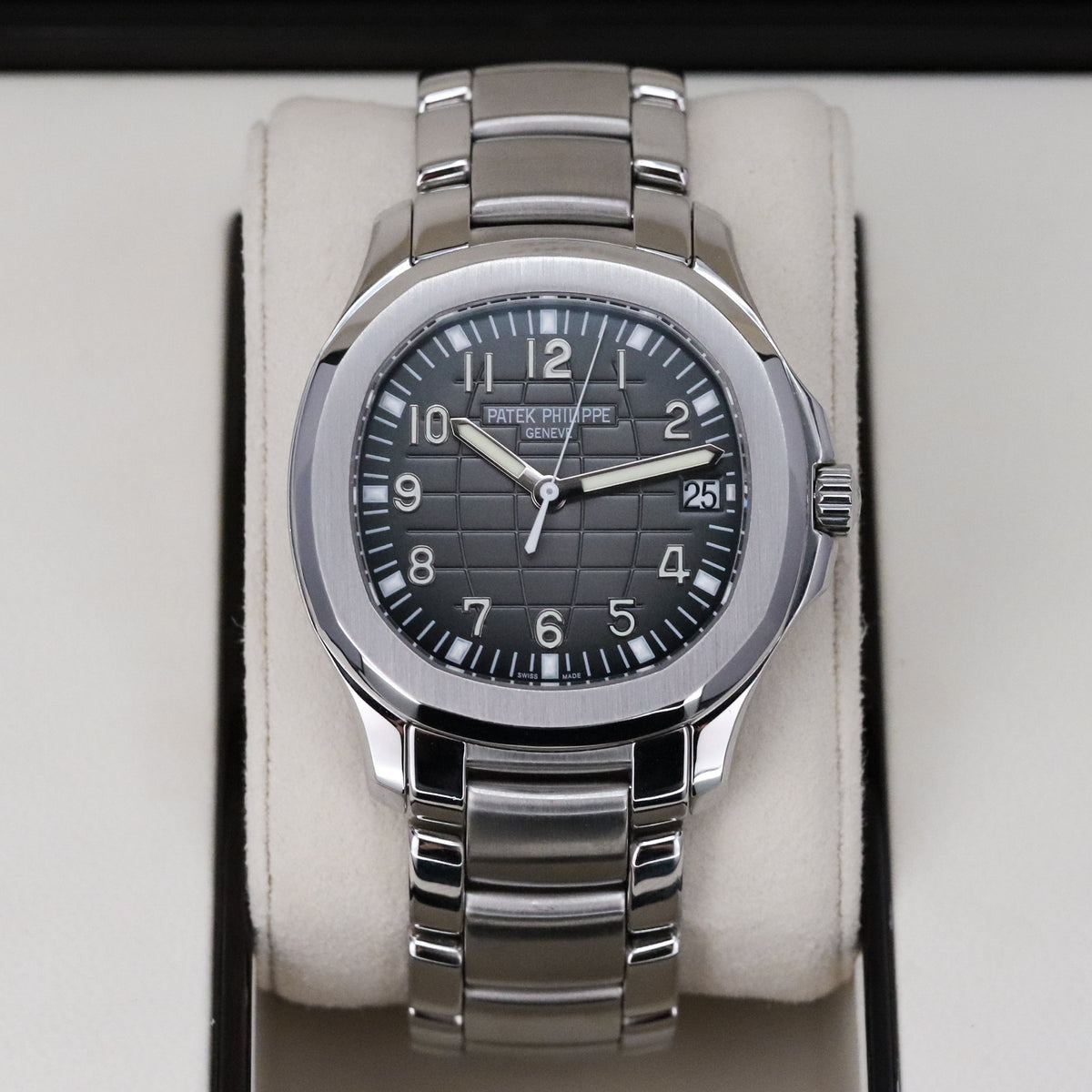 Patek Philippe Aquanaut Complete 40mm Stainless Steel Grey Black Dial Steel Bracelet 5167A-001