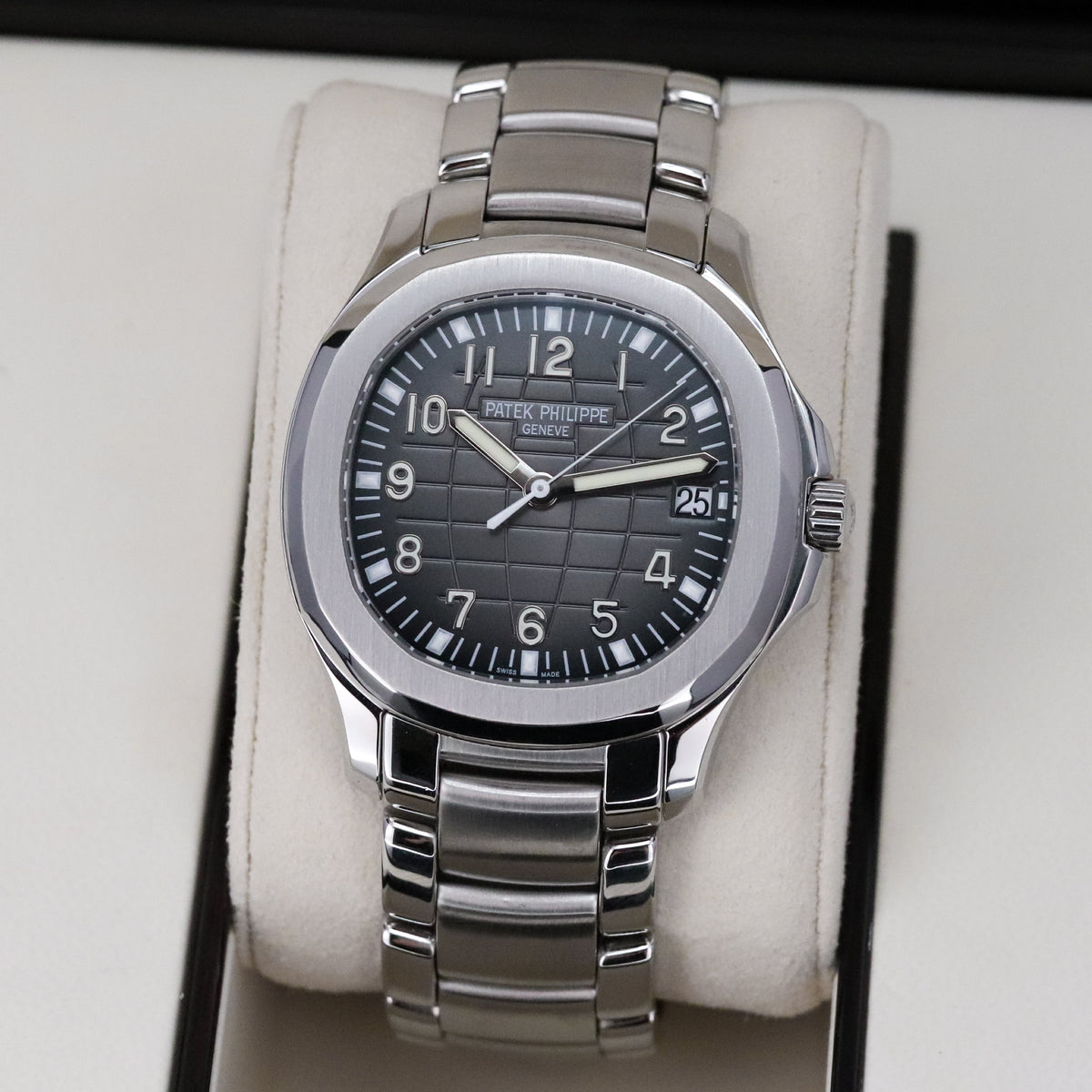 Patek Philippe Aquanaut Complete 40mm Stainless Steel Grey Black Dial Steel Bracelet 5167A-001