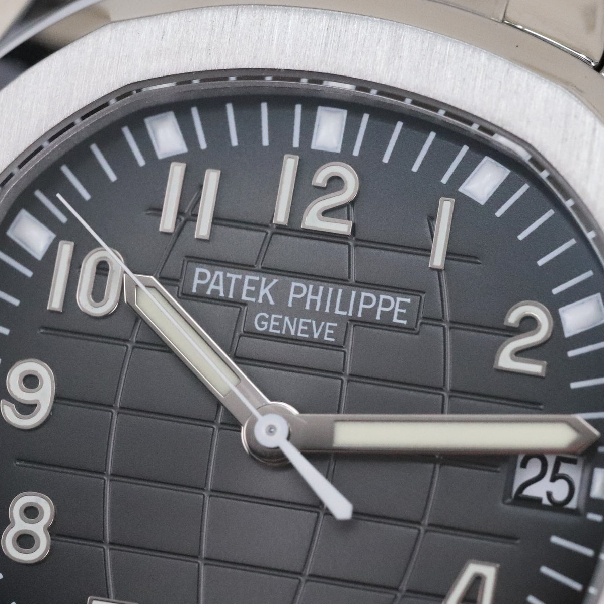 Patek Philippe Aquanaut Complete 40mm Stainless Steel Grey Black Dial Steel Bracelet 5167A-001
