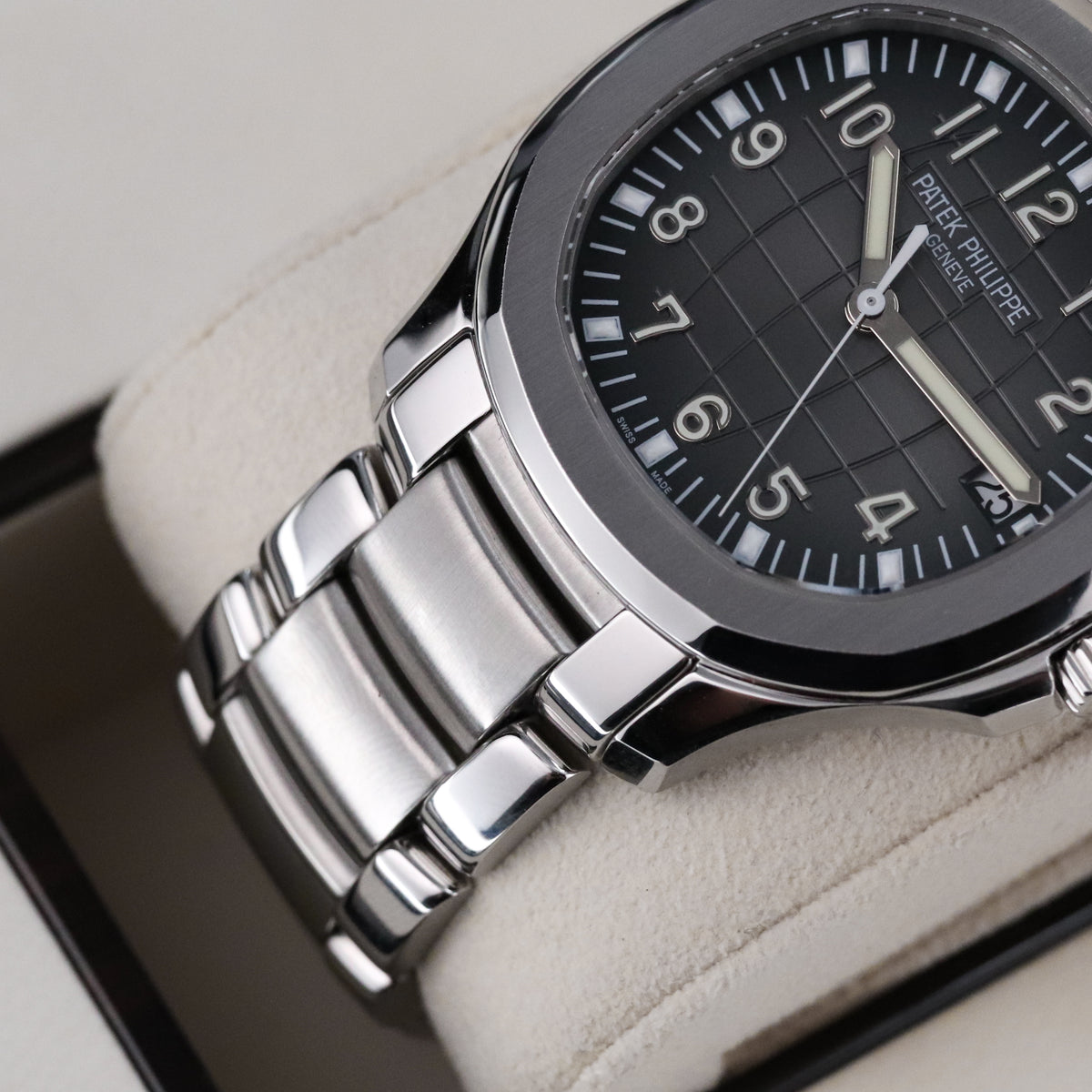 Patek Philippe Aquanaut Complete 40mm Stainless Steel Grey Black Dial Steel Bracelet 5167A-001
