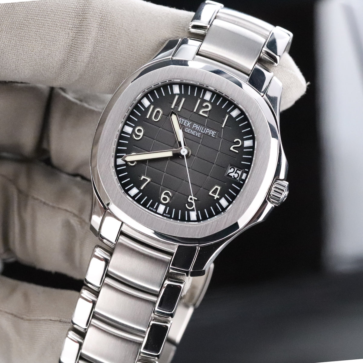 Patek Philippe Aquanaut Complete 40mm Stainless Steel Grey Black Dial Steel Bracelet 5167A-001