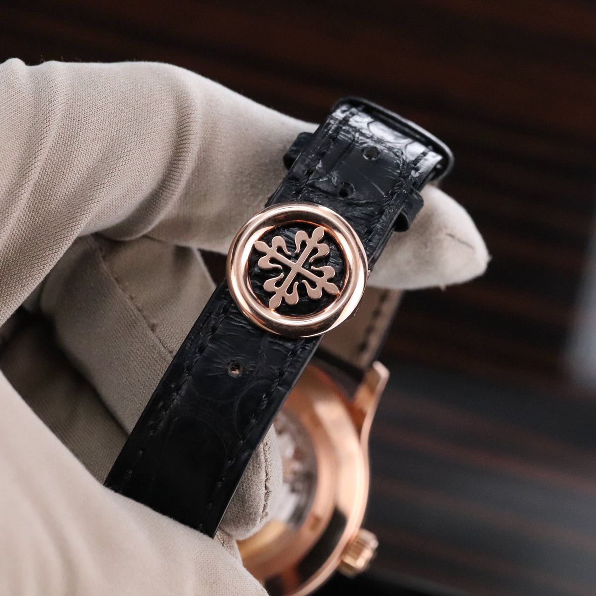 Patek Philippe Calatrava Pilot Travel Time Complete 42mm Rose Gold Brown Sunburst Dial Brown Calfskin Strap 5524R-001