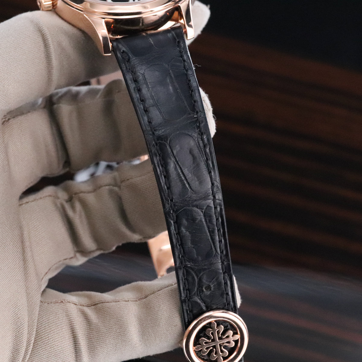 Patek Philippe Calatrava Pilot Travel Time Complete 42mm Rose Gold Brown Sunburst Dial Brown Calfskin Strap 5524R-001