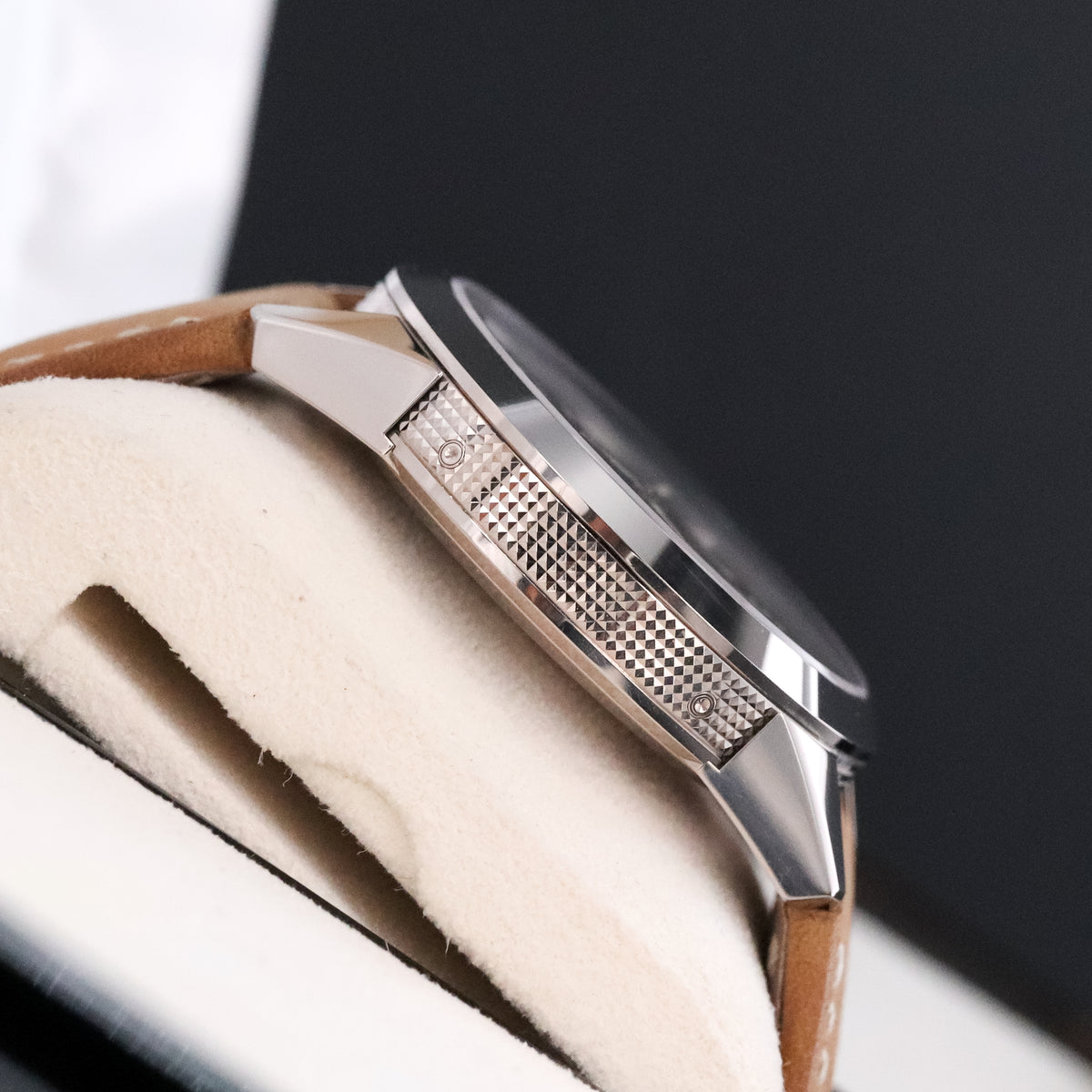 Patek Philippe Annual Calendar Travel Time 2022 Complete 41mm White Gold Charcoal Gray Dial Calfskin Strap 5326G-001