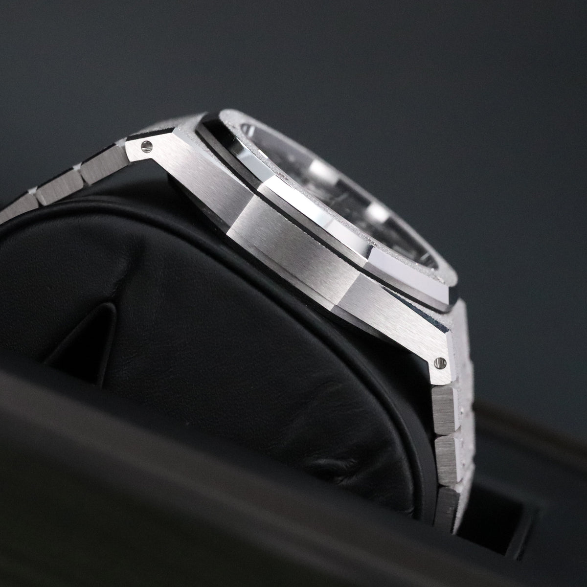 Audemars Piguet Royal Oak Chronograph Complete 41mm Frosted White Gold Black Dial Frosted Bracelet 26331BC.GG.1224BC.03 - Limited to 111 Pieces