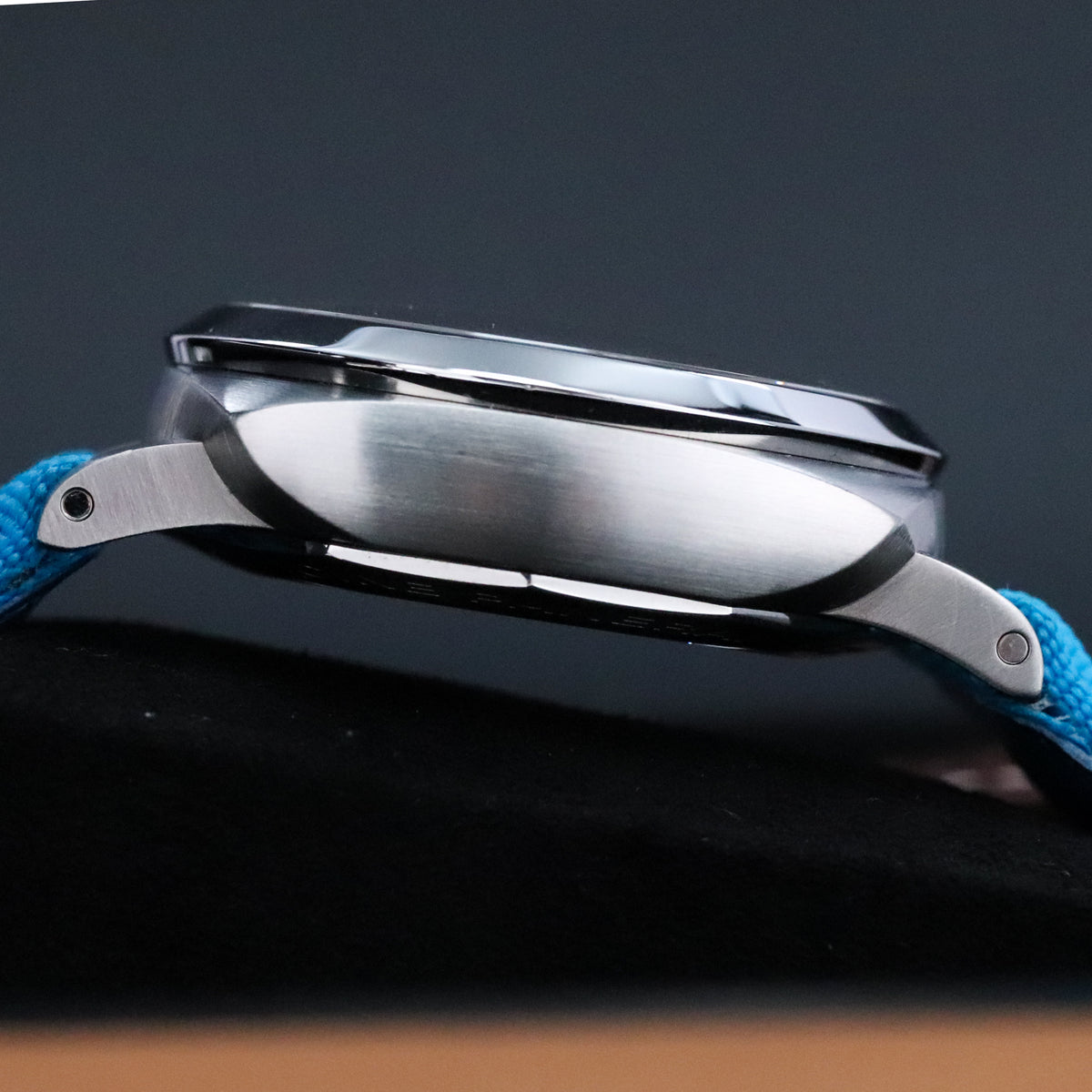 Panerai Luminor 1950 3 Days GMT Complete 44mm Steel Case Black Dial Smooth Bezel Blue Strap PAM01320