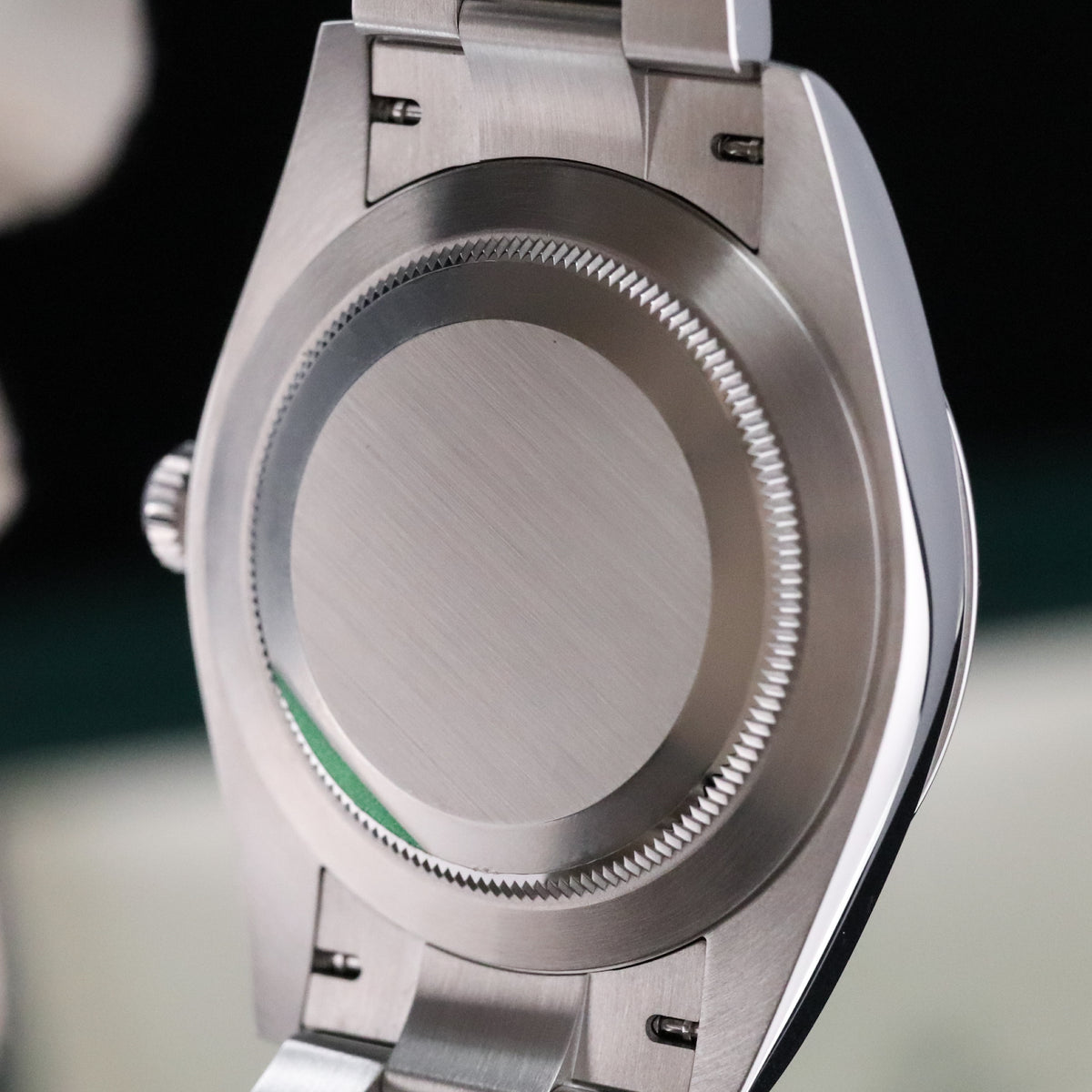 Rolex Oyster Perpetual Complete 26mm Steel Case White Dial Smooth Bezel Oyster Bracelet 67180