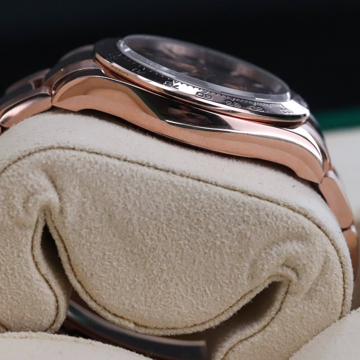 Rolex Cosmograph Daytona 40mm Rose Gold Black Dial 126505 Automatic Complete Set Mint