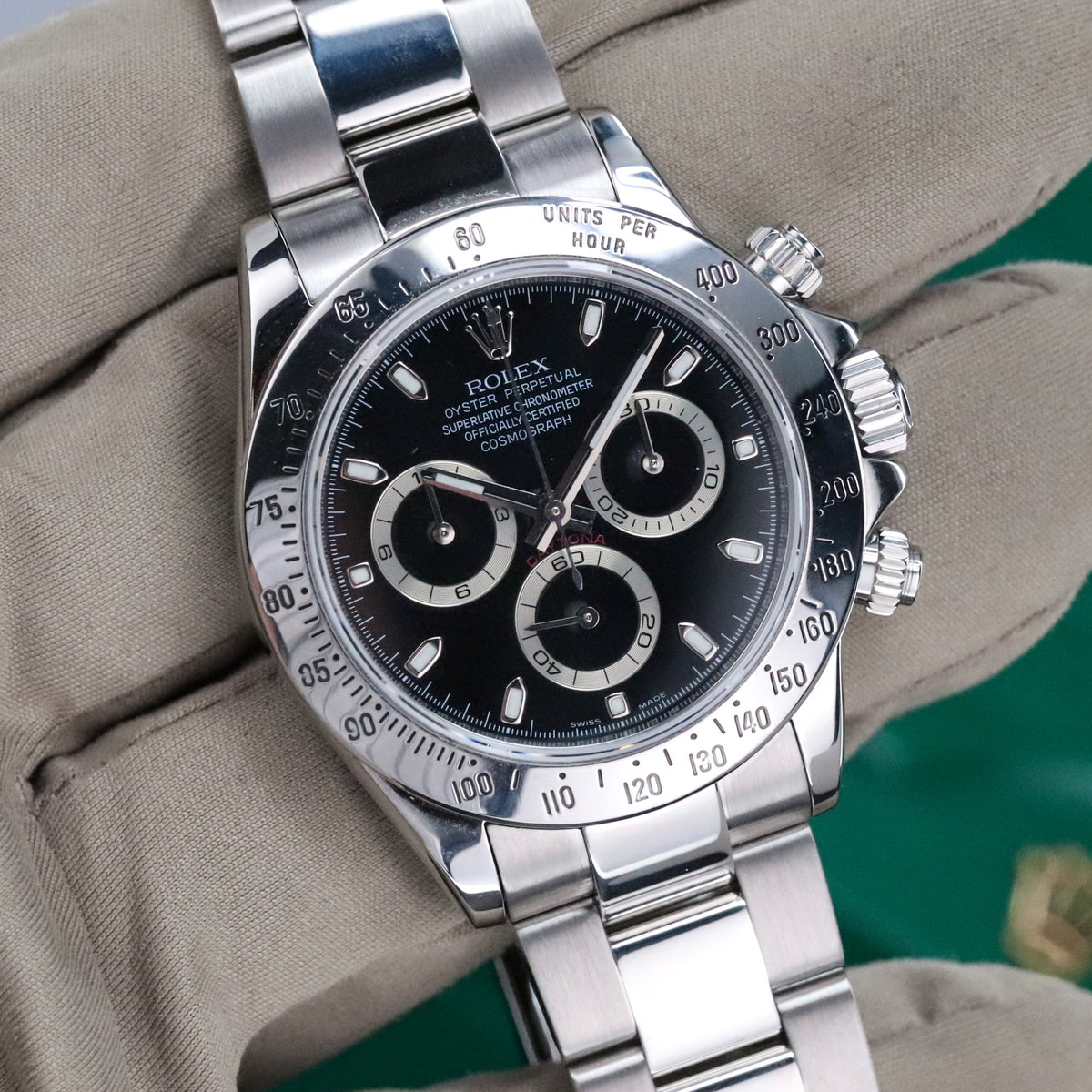 Rolex Cosmograph Daytona 40mm Black Dial Steel Bezel Automatic 116520