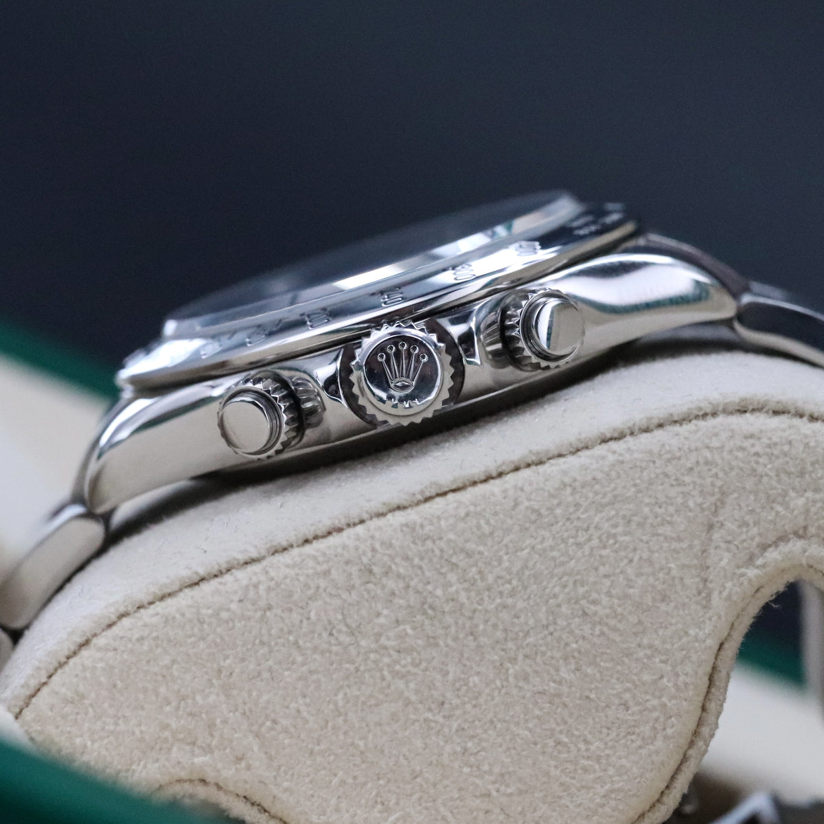 Rolex Cosmograph Daytona 40mm Black Dial Steel Bezel Automatic 116520