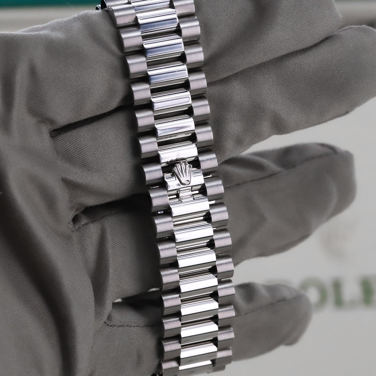 Rolex Day-Date 40 40mm Pave Silver Dial White Gold Diamond Bezel Jubilee Bracelet 2025 Complete Set