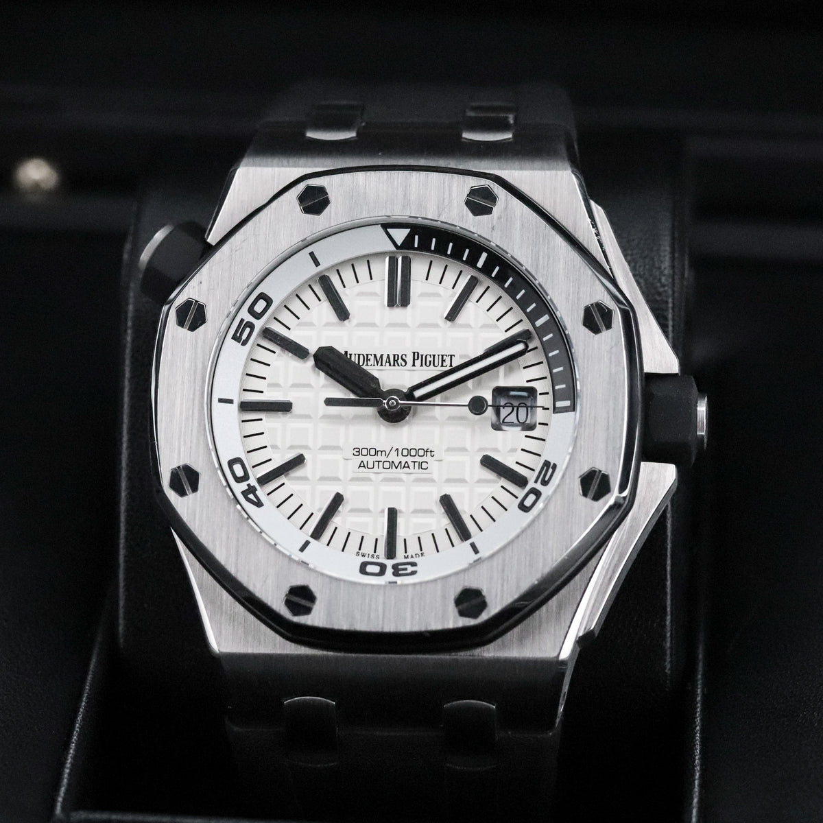 Audemars Piguet Royal Oak Offshore Diver White Dial Steel 42mm Black Rubber 15710ST.OO.A010CA.01