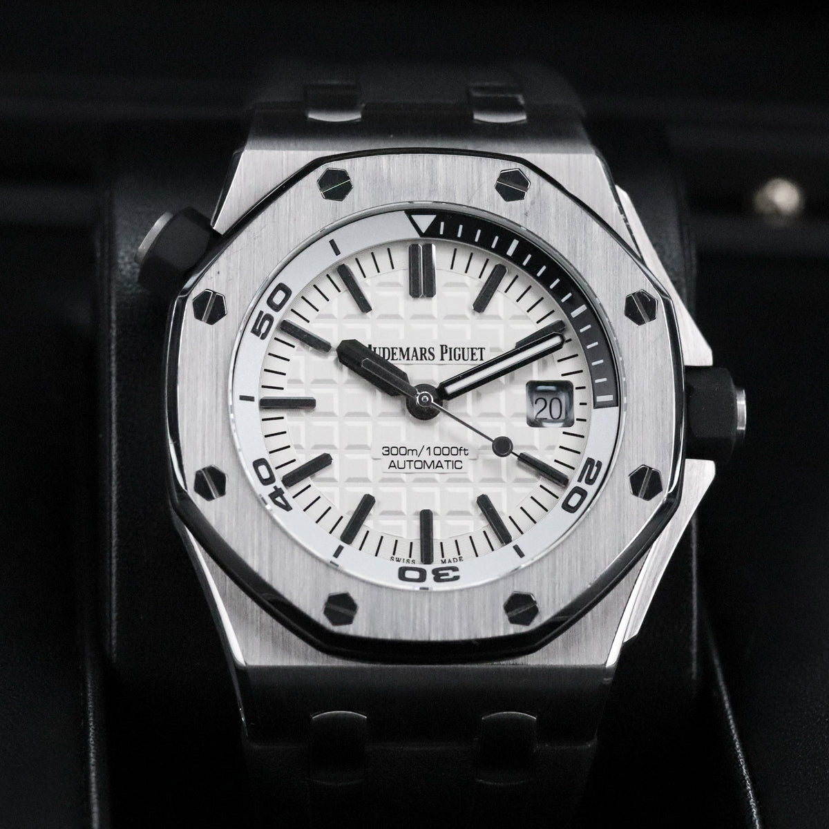 Audemars Piguet Royal Oak Offshore Diver White Dial Steel 42mm Black Rubber 15710ST.OO.A010CA.01