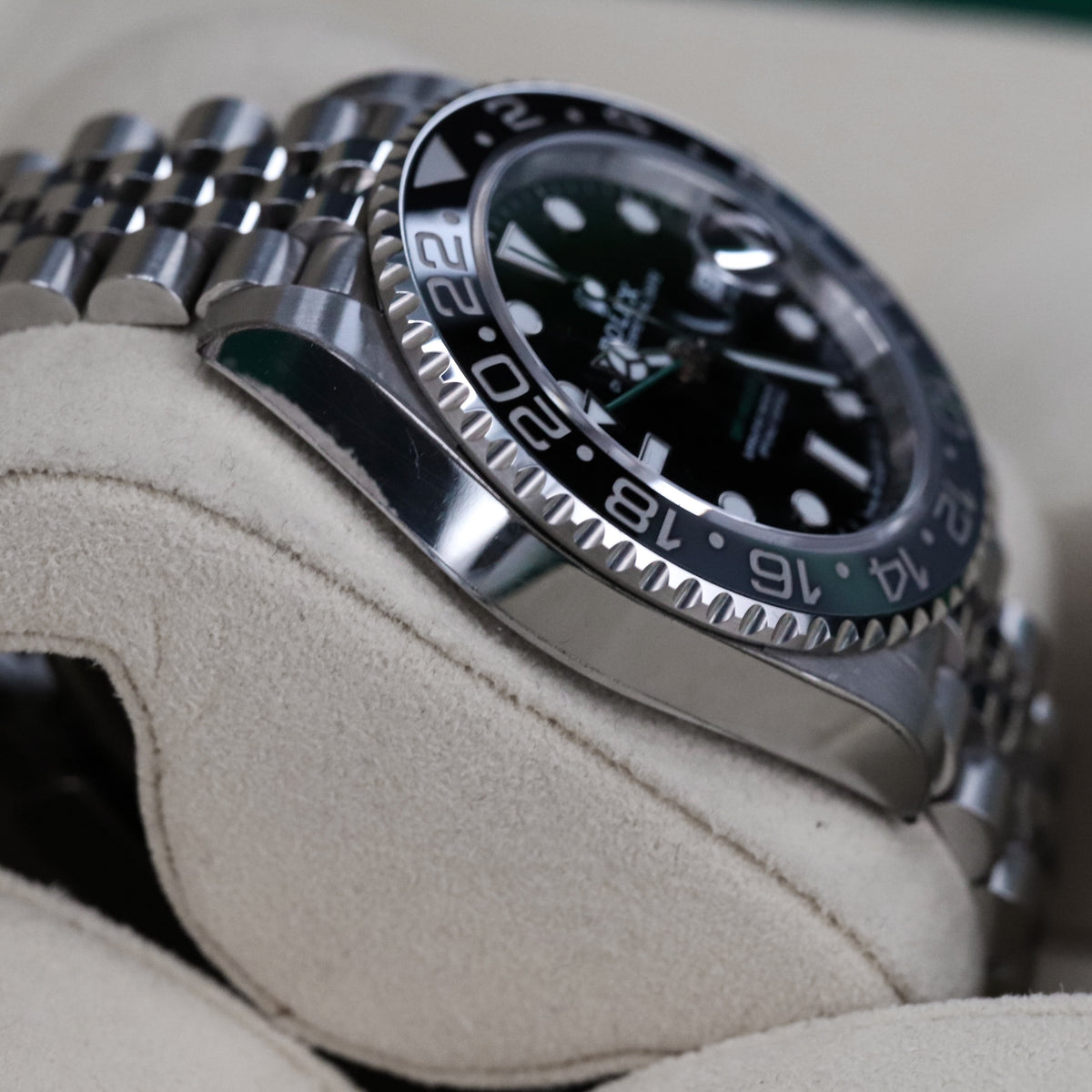 Rolex GMT Master II Bruce Wayne 40mm Black Grey Ceramic Bezel Green Arrow Jubilee 126710GRNR