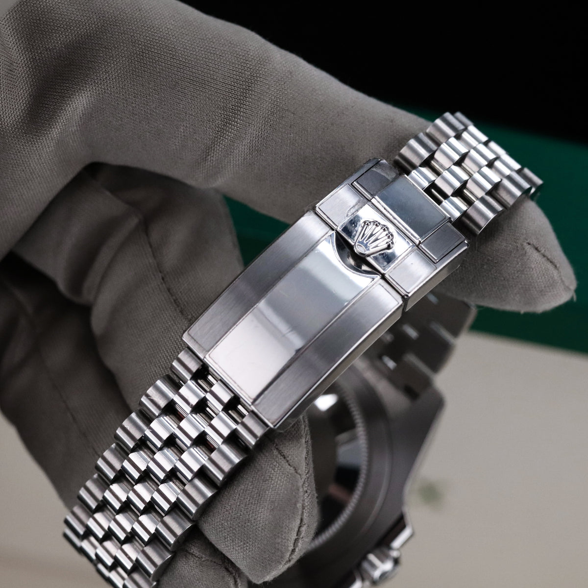 Rolex GMT Master II Bruce Wayne 40mm Black Grey Ceramic Bezel Green Arrow Jubilee 126710GRNR