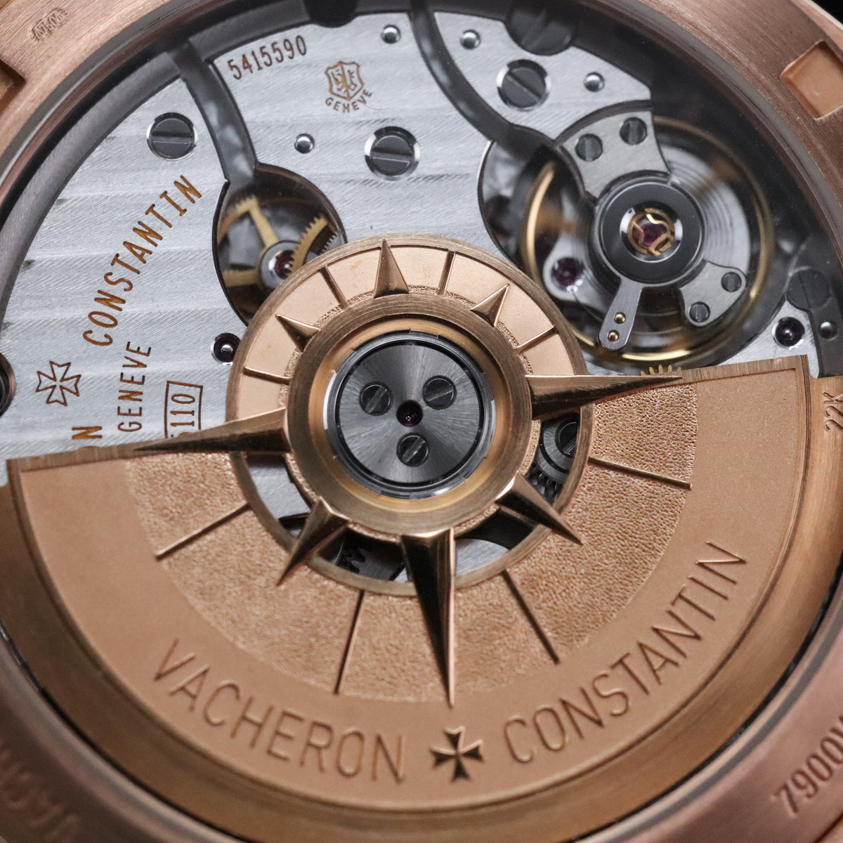 Vacheron Constantin Overseas Dual Time 41mm 18K Rose Gold Silver Sunburst Dial Travel 7900V/000R-B336