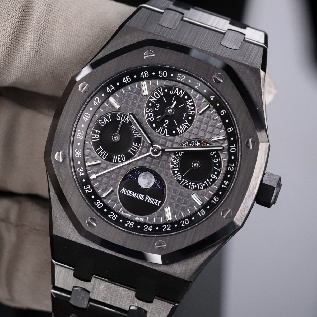 Audemars Piguet Royal Oak Perpetual Calendar 26579CE Black Ceramic 41mm Slate Grey Dial Moonphase 26579CE.OO.1225CE.01