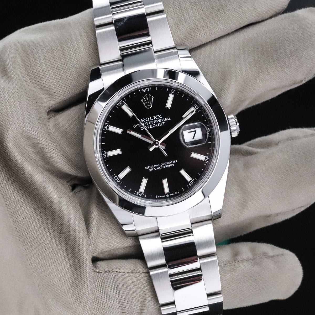 Rolex Datejust 41mm Black Dial Stainless Steel Smooth Bezel Oyster Bracelet 126300