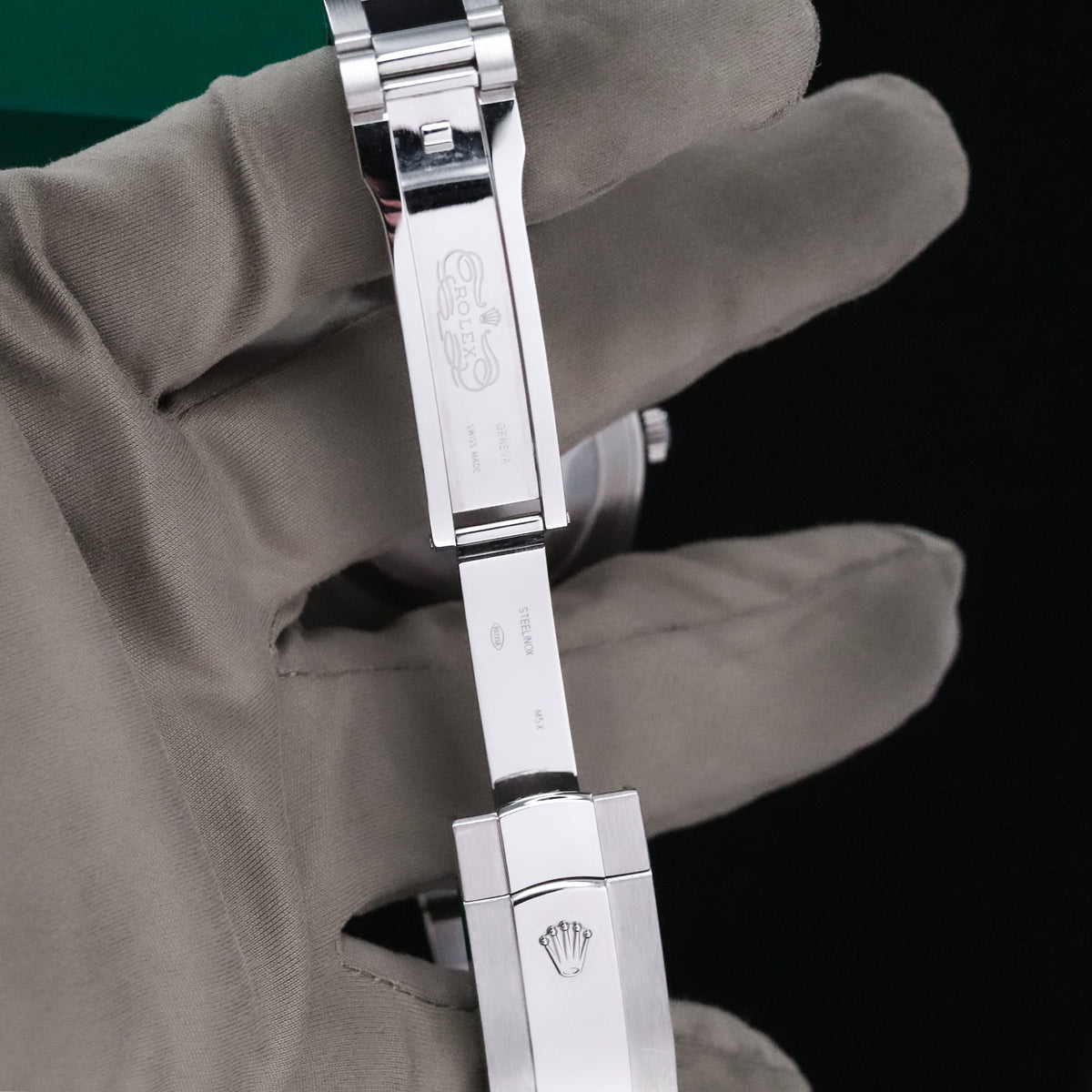 Rolex Datejust 41mm Black Dial Stainless Steel Smooth Bezel Oyster Bracelet 126300