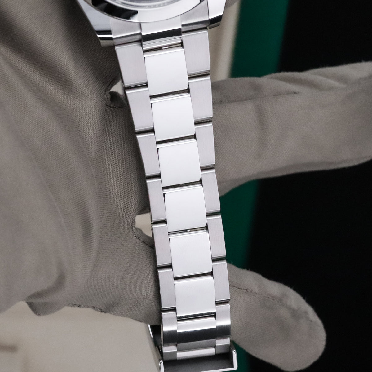 Rolex Datejust 41mm Black Dial Stainless Steel Smooth Bezel Oyster Bracelet 126300