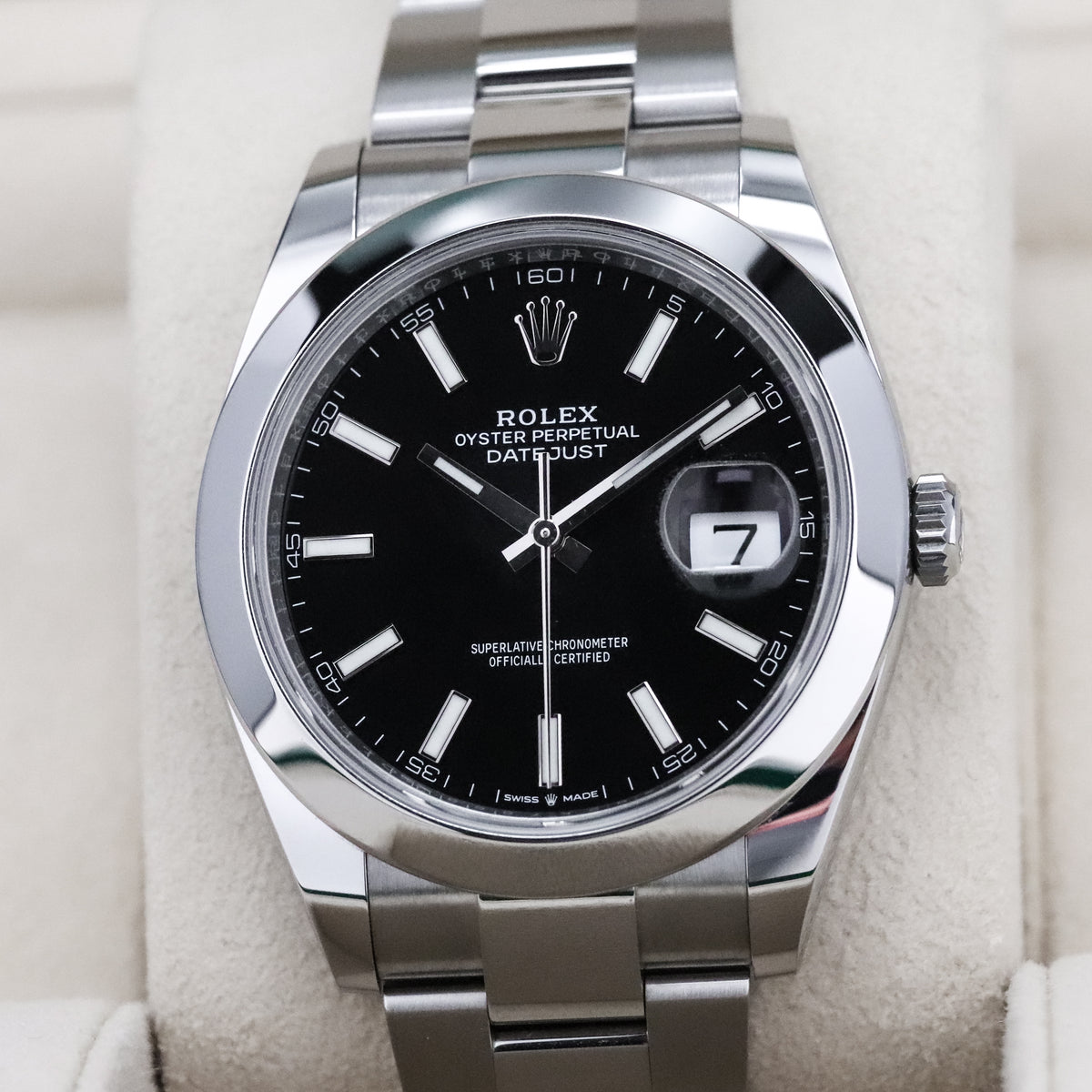 Rolex Datejust 41mm Black Dial Stainless Steel Smooth Bezel Oyster Bracelet 126300
