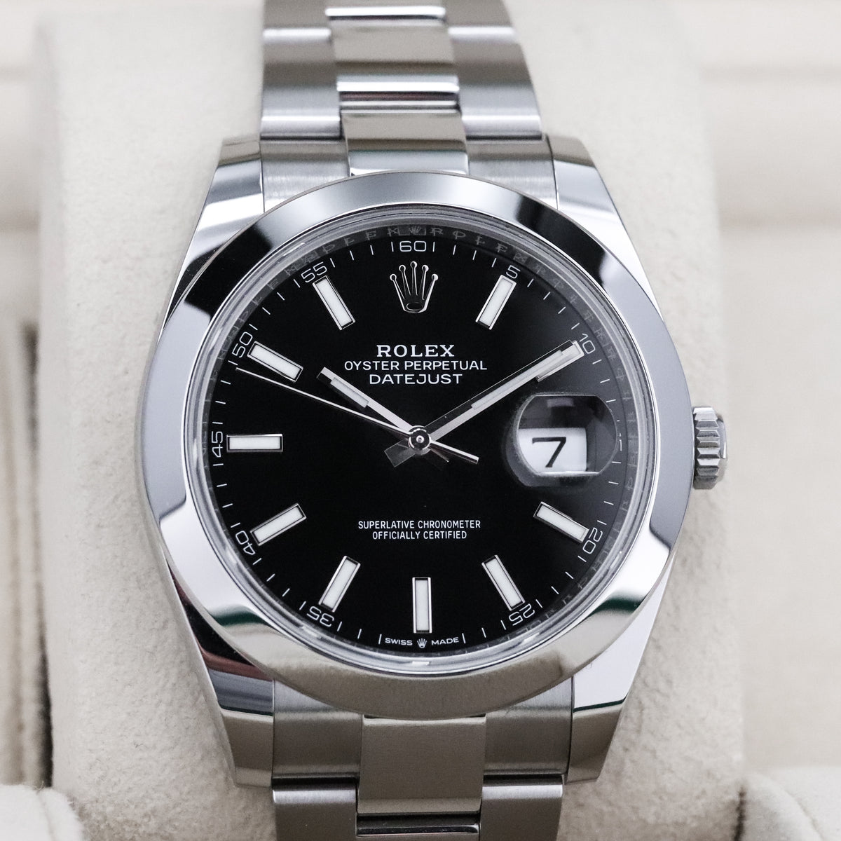 Rolex Datejust 41mm Black Dial Stainless Steel Smooth Bezel Oyster Bracelet 126300