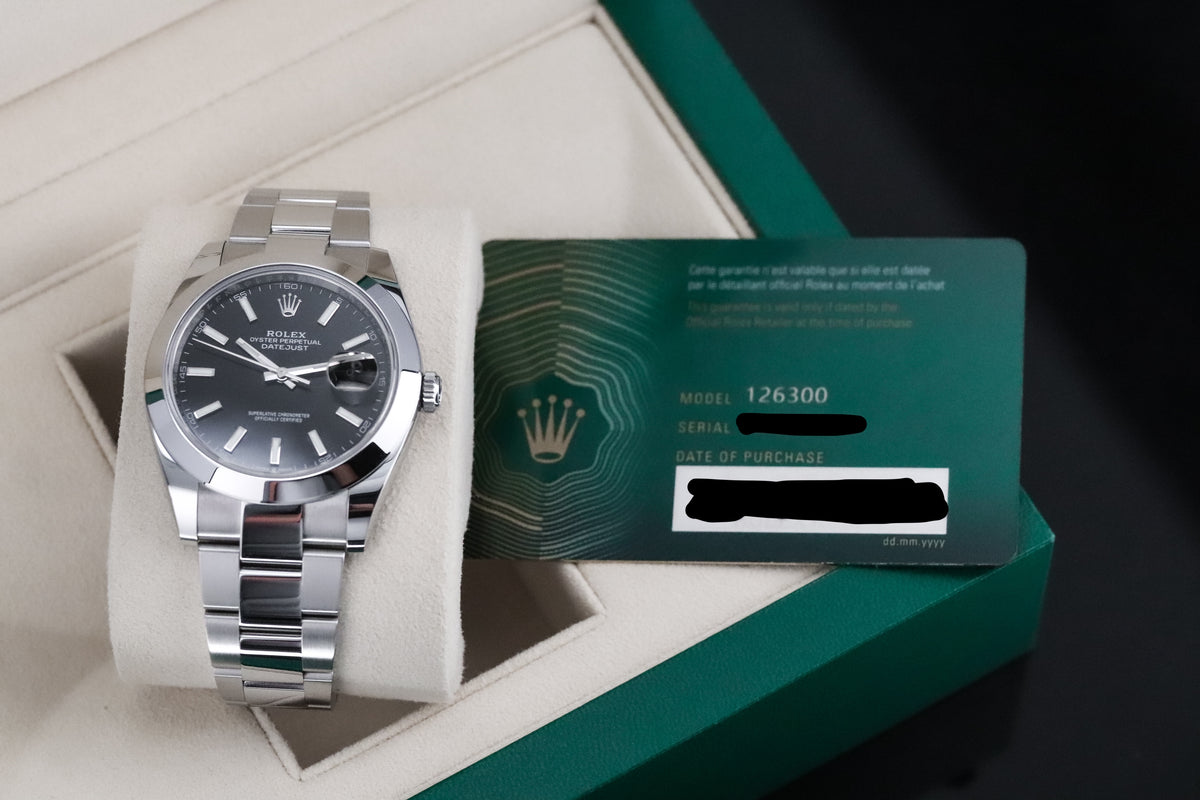 Rolex Datejust 41mm Black Dial Stainless Steel Smooth Bezel Oyster Bracelet 126300
